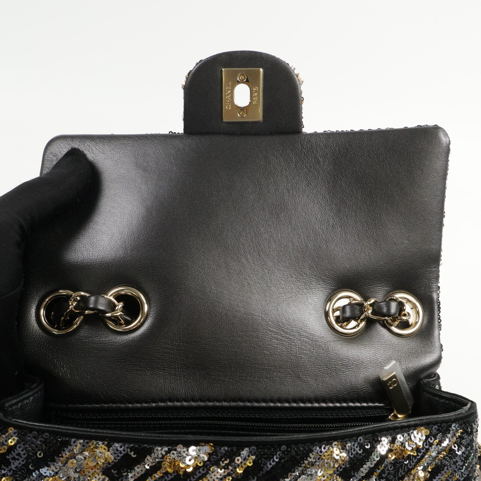 CHANEL 羊皮皮革/珠片Chain Shoulder Bag鏈帶肩背袋