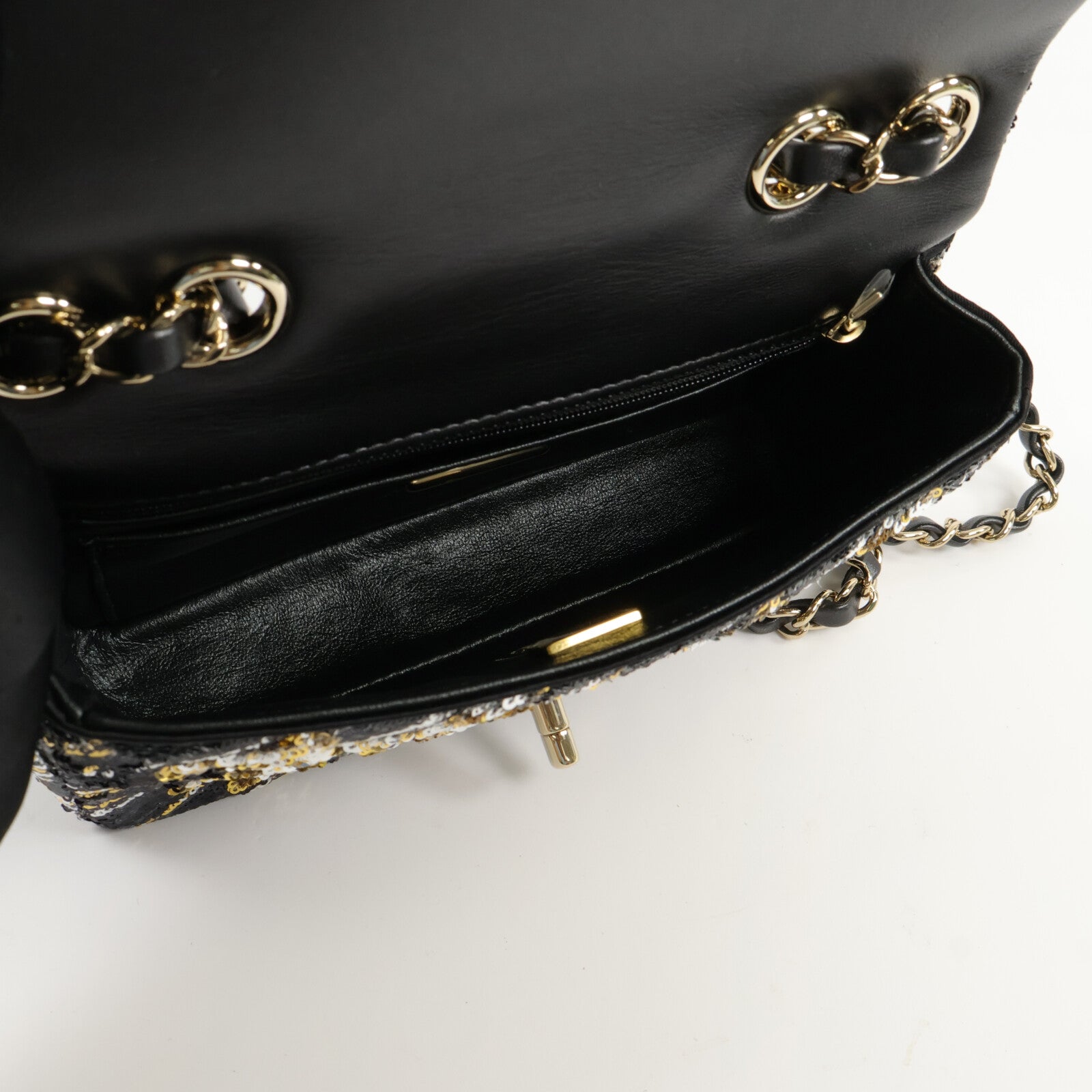 CHANEL 羊皮皮革/珠片Chain Shoulder Bag鏈帶肩背袋