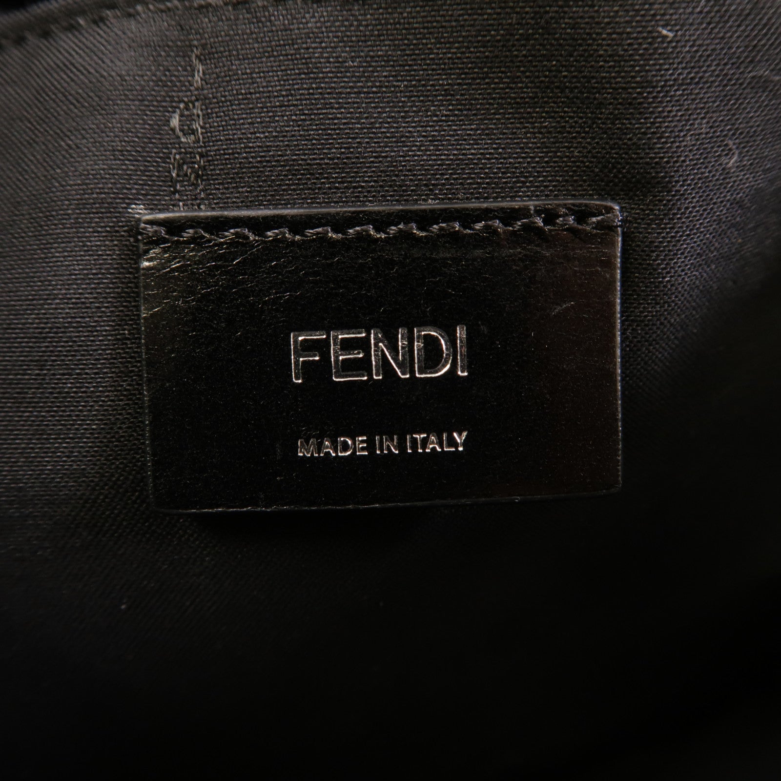 FENDI 牛皮皮革Clutch Bag銀扣手拿包深藍色/白色