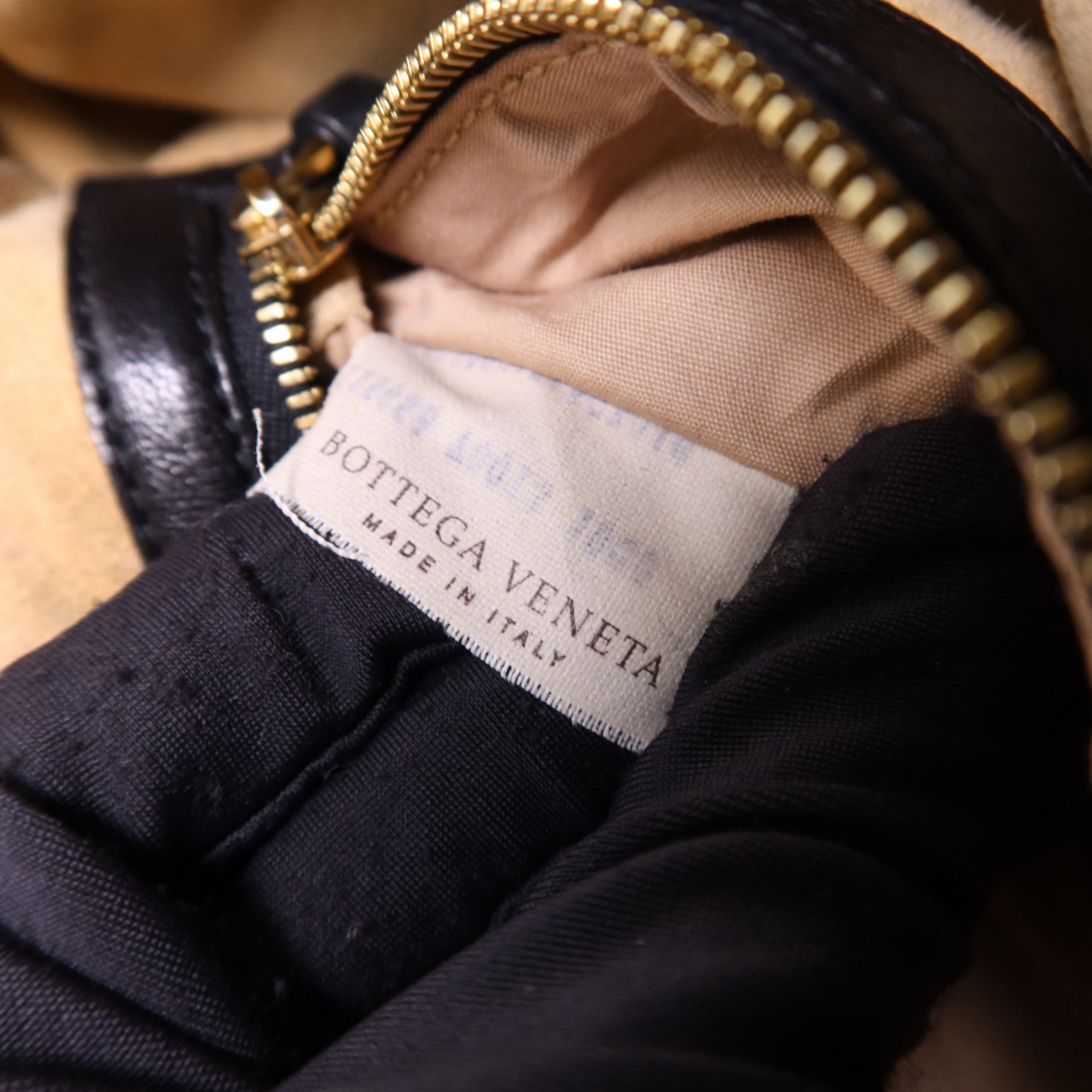 BOTTEGA VENETA 羊皮皮革Shoulder Bag金扣肩背袋