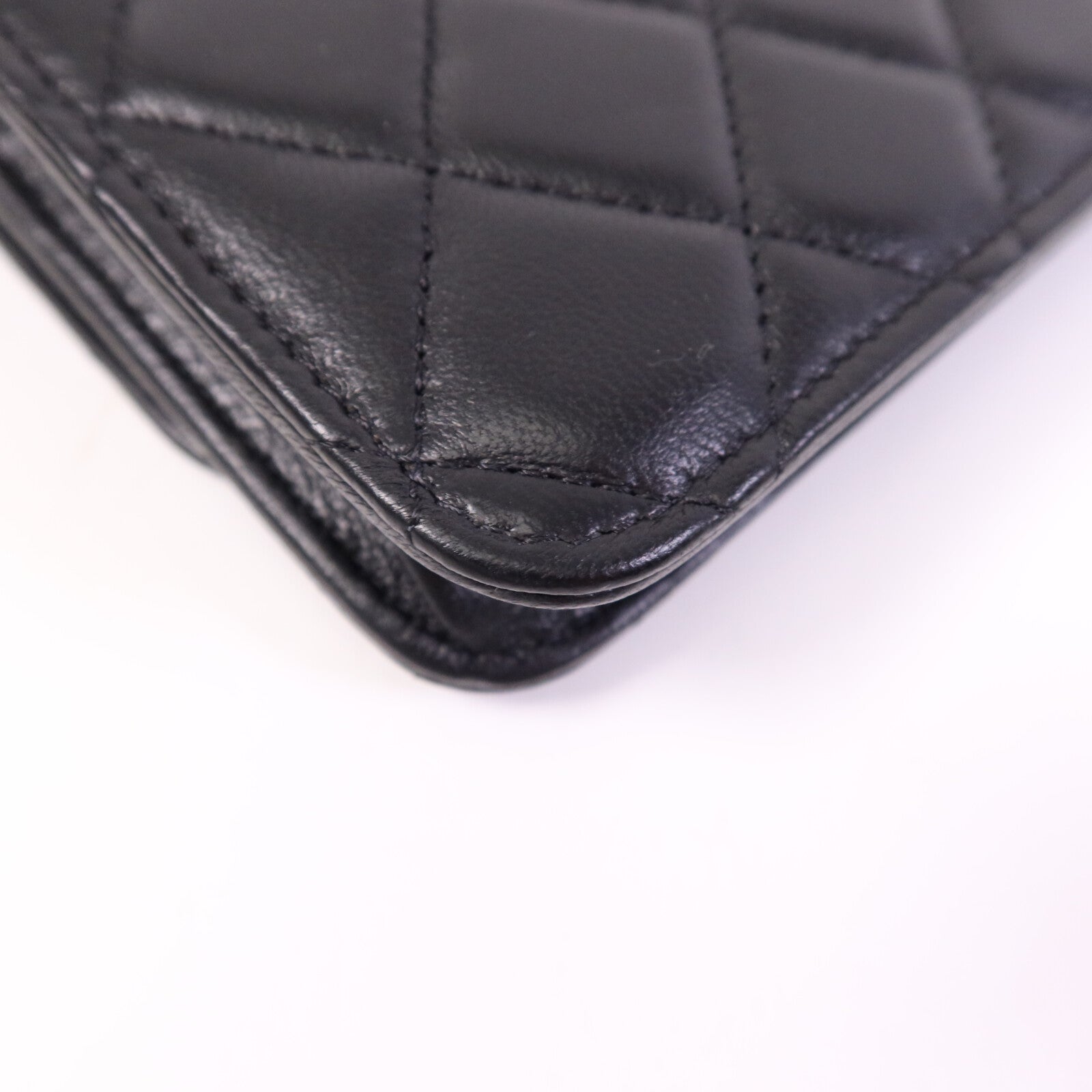 CHANEL 【激減優惠】羊皮皮革WOC Wallet On Chain金扣鏈帶肩背袋