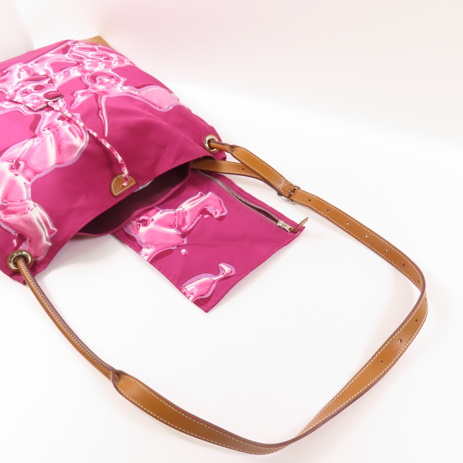 HERMES【激減優惠】 絲質Silkycity銀扣肩背袋