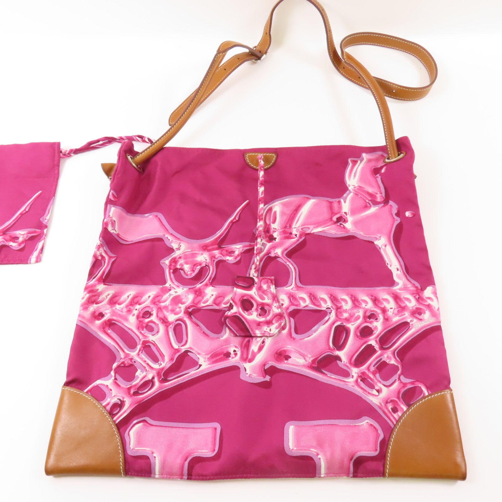 HERMES【激減優惠】 絲質Silkycity銀扣肩背袋