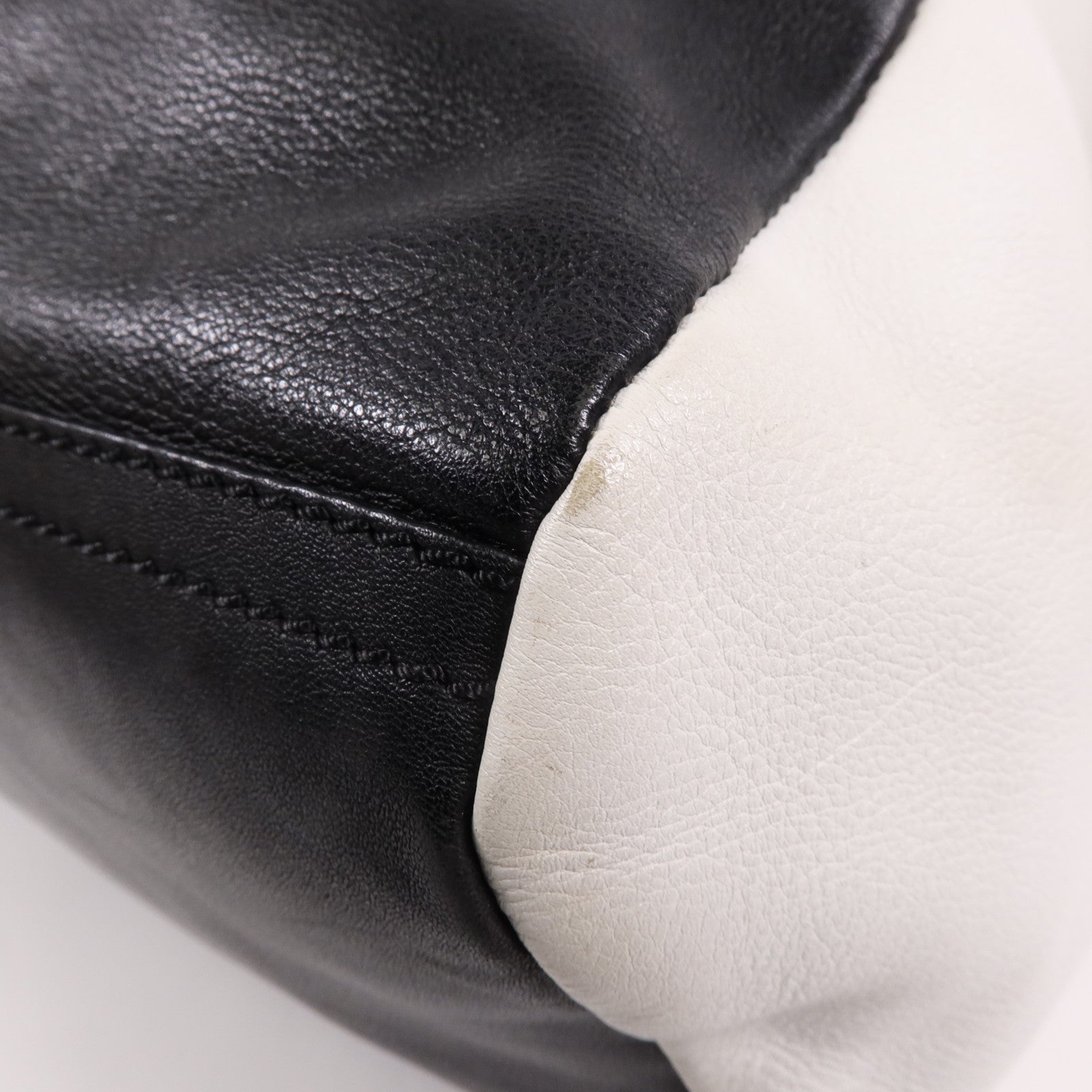 GIVENCHY 牛皮皮革Pandora金扣手挽肩背兩用袋