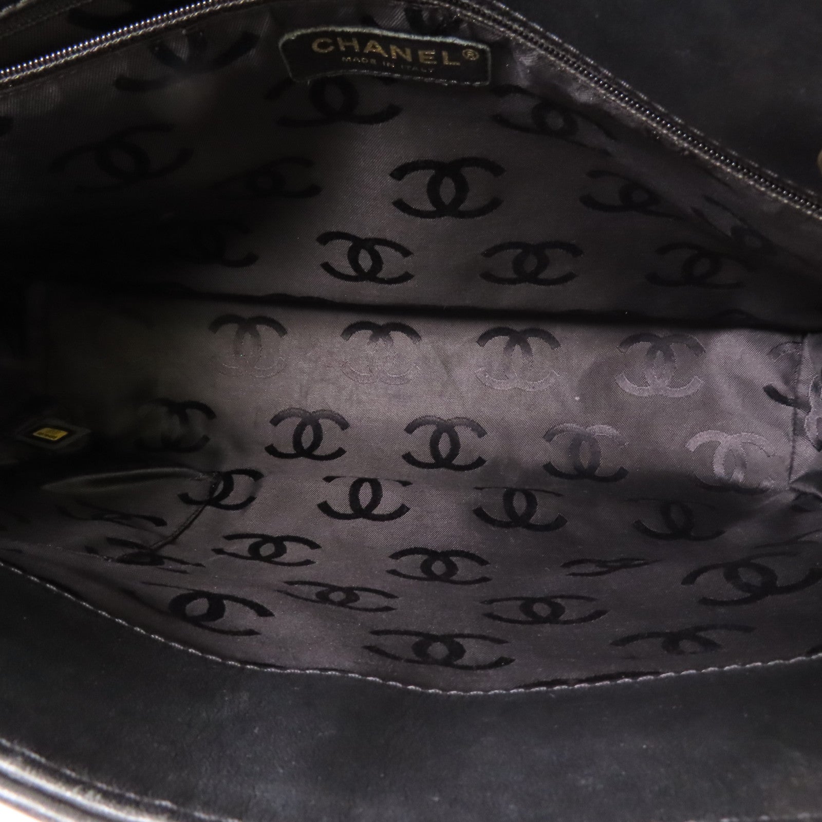 CHANEL 牛皮皮革Shoulder Bag金扣肩背袋