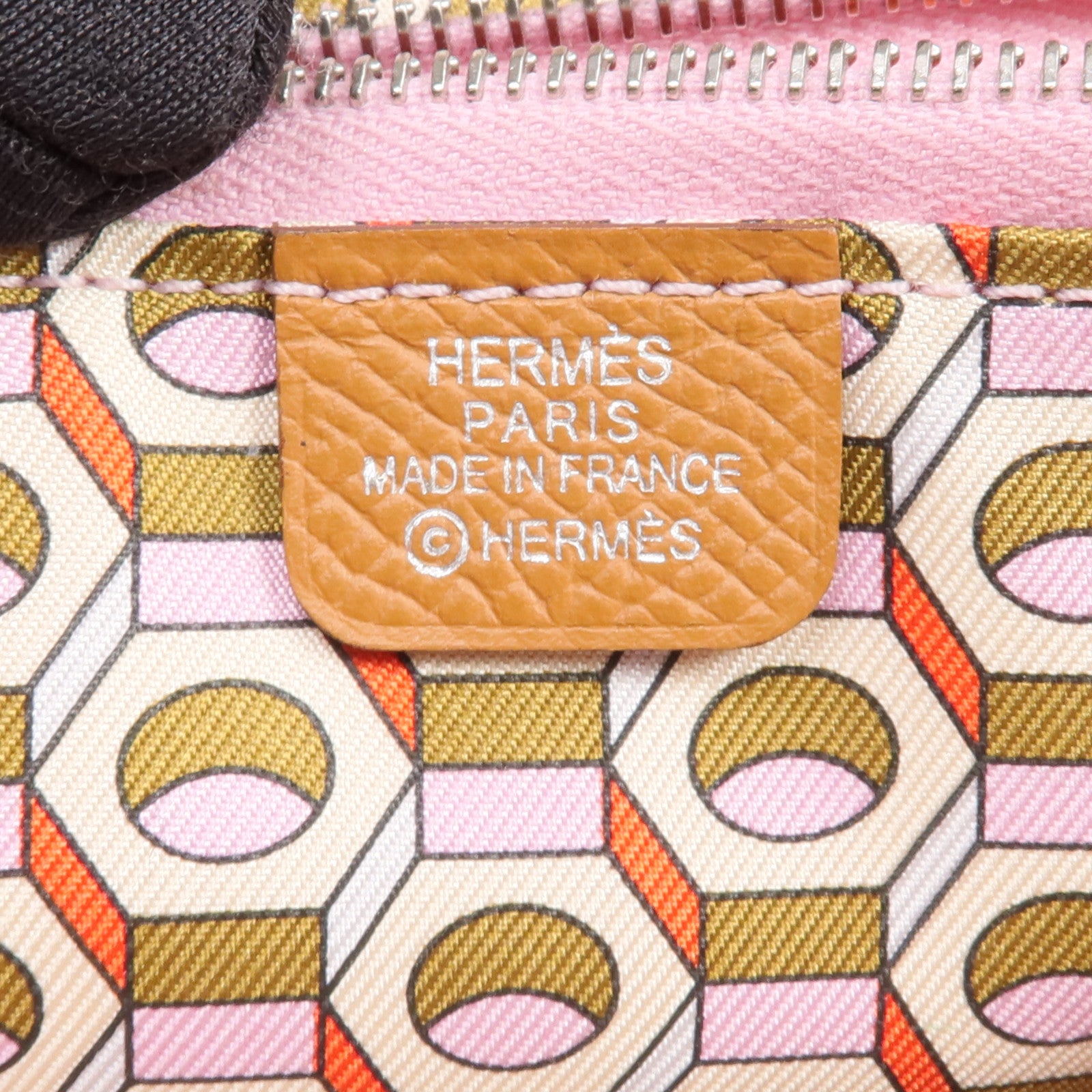 HERMES Epsom皮革Silk In Compact銀扣拉鏈錢包Gold