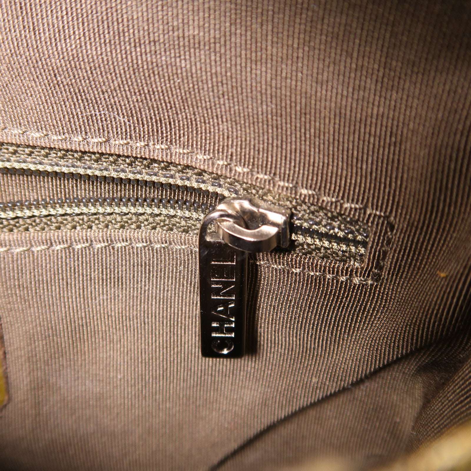 CHANEL 【激減優惠】牛皮皮革Gabrielle Small鏈帶肩背袋