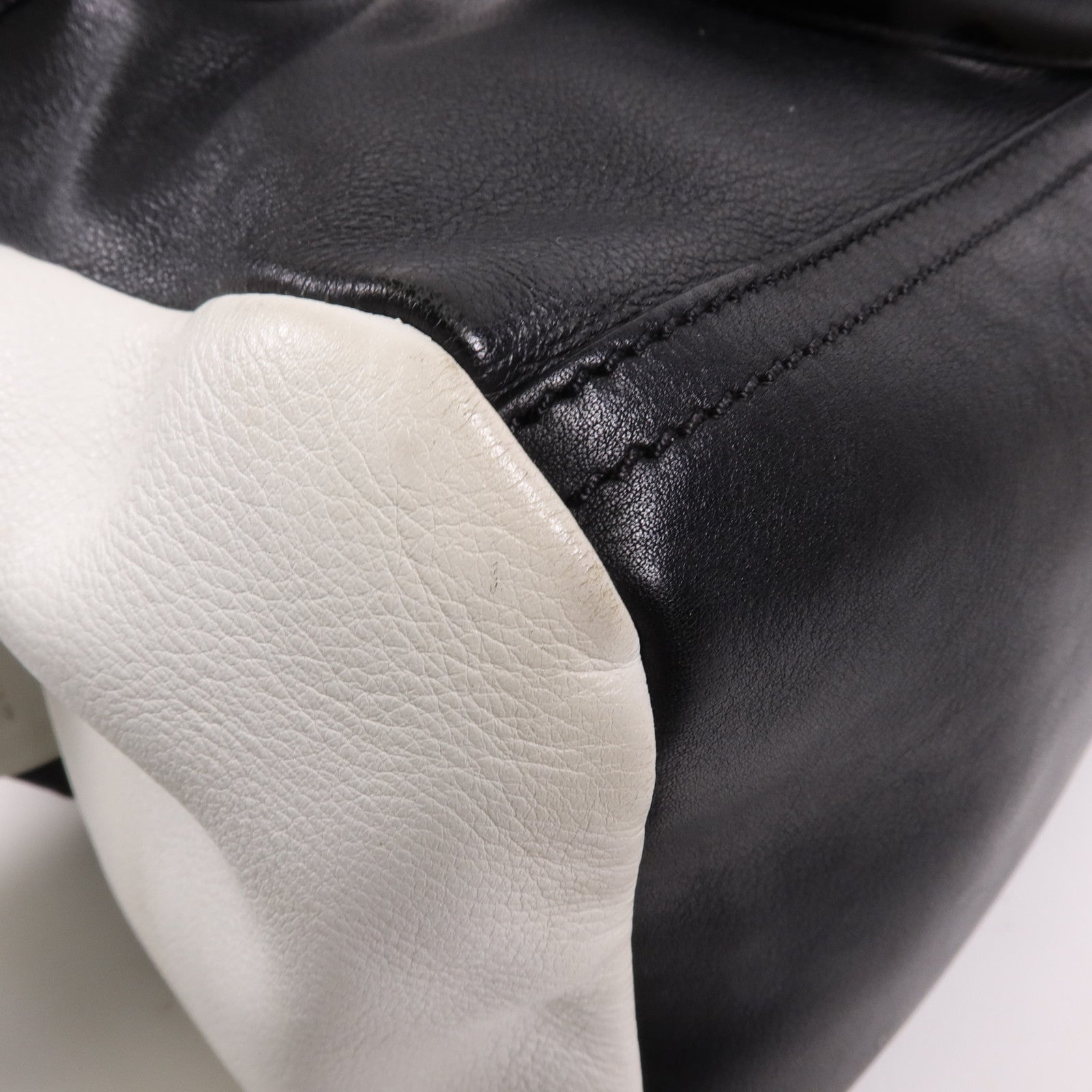 GIVENCHY 牛皮皮革Pandora金扣手挽肩背兩用袋