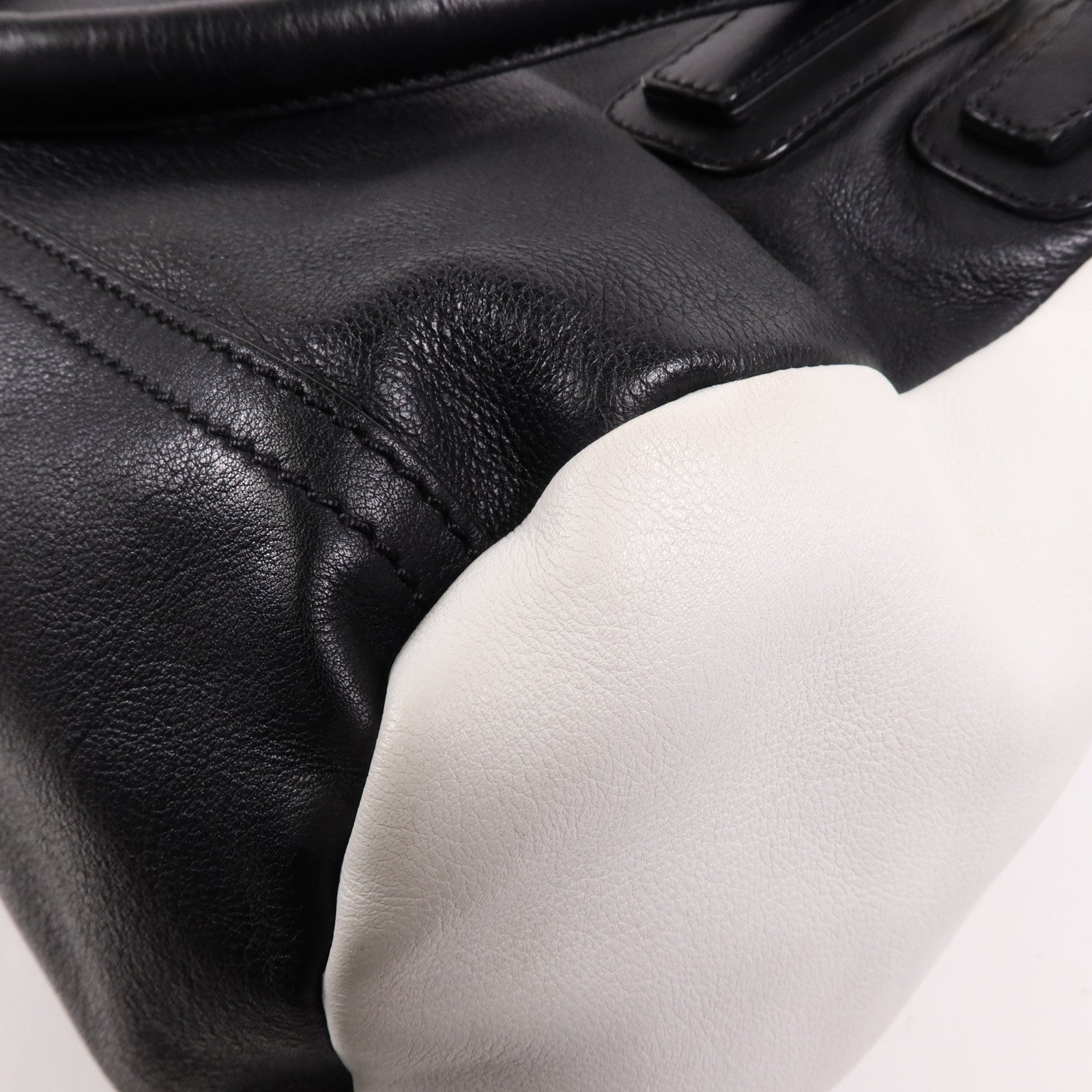 GIVENCHY 牛皮皮革Pandora金扣手挽肩背兩用袋