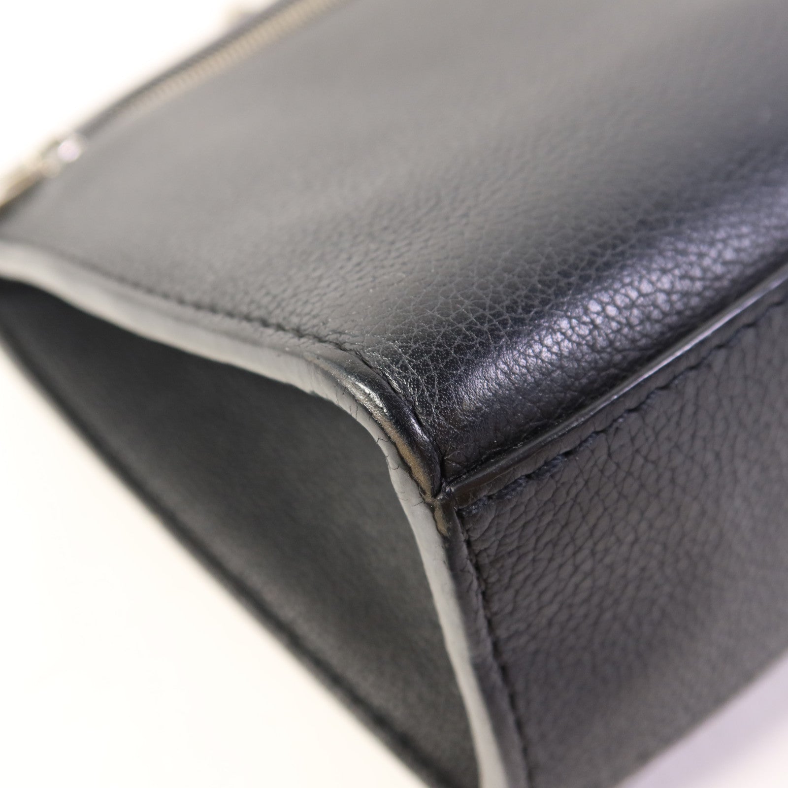 LOUIS VUITTON 牛皮皮革Mylockme銀扣鏈帶肩背袋