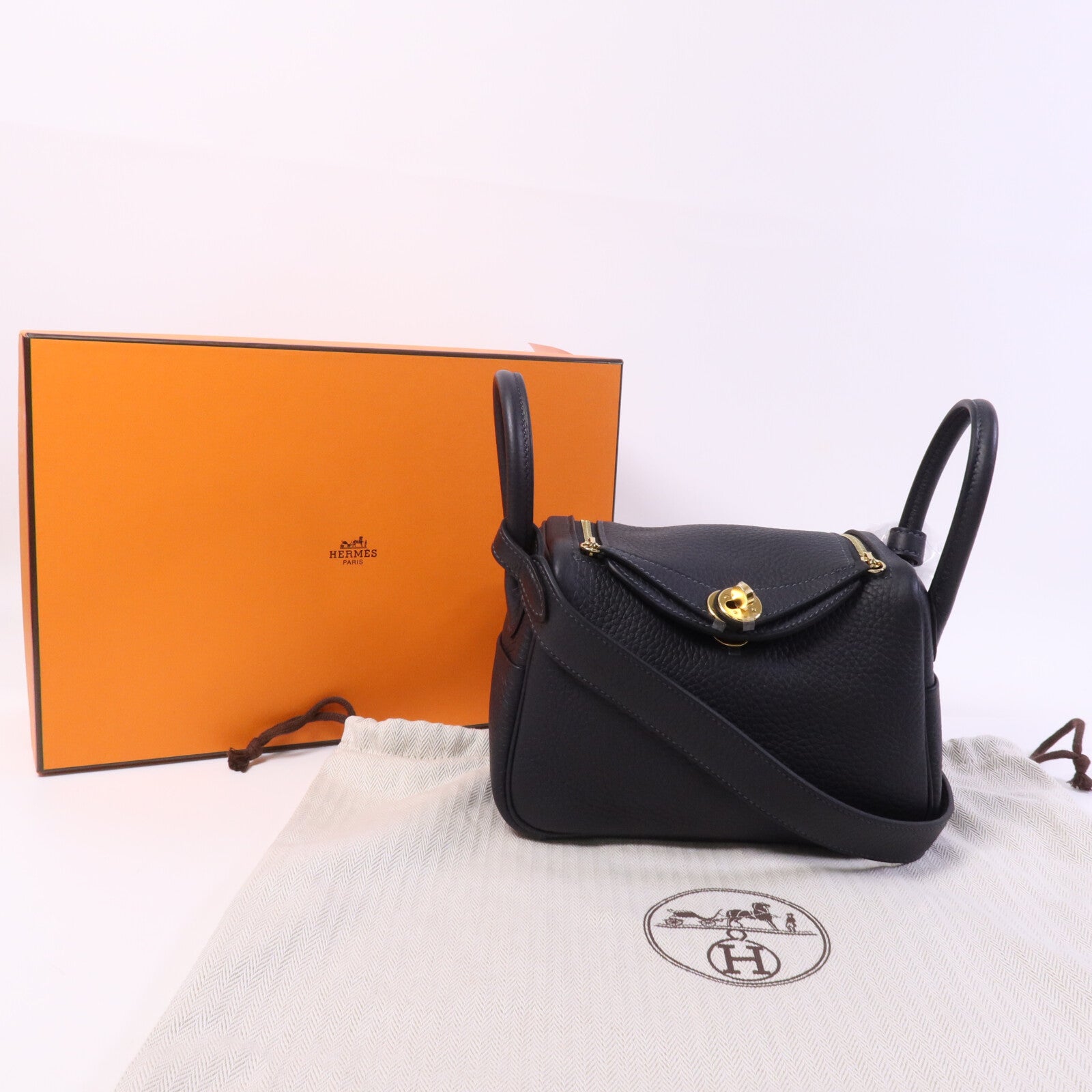 HERMES Clemence皮革Mini Lindy金扣肩背袋Caban