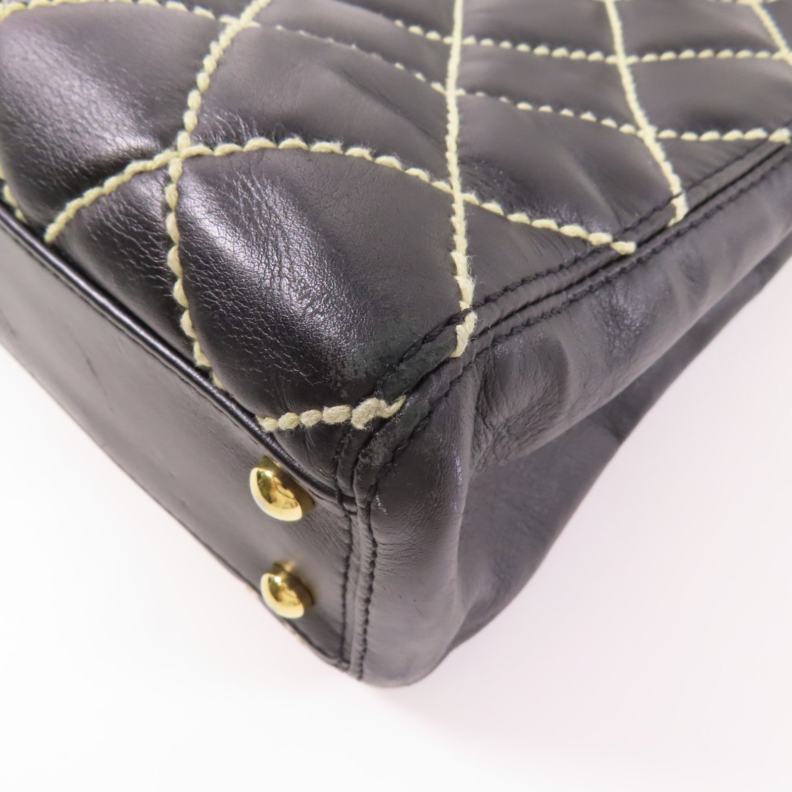 CHANEL 牛皮皮革Shoulder Bag金扣肩背袋