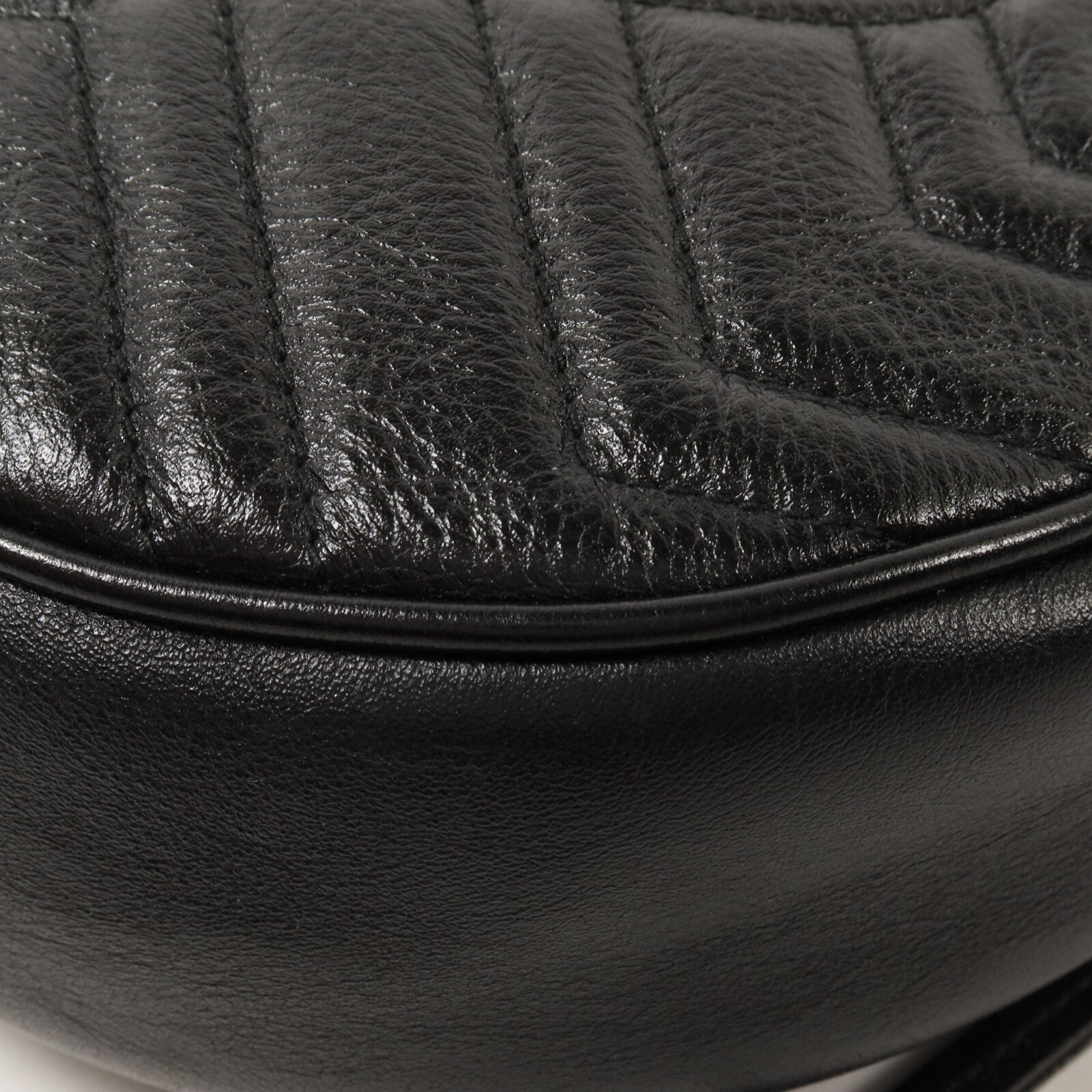 GUCCI 牛皮皮革GG Marmont Round Bag鏈帶肩背袋
