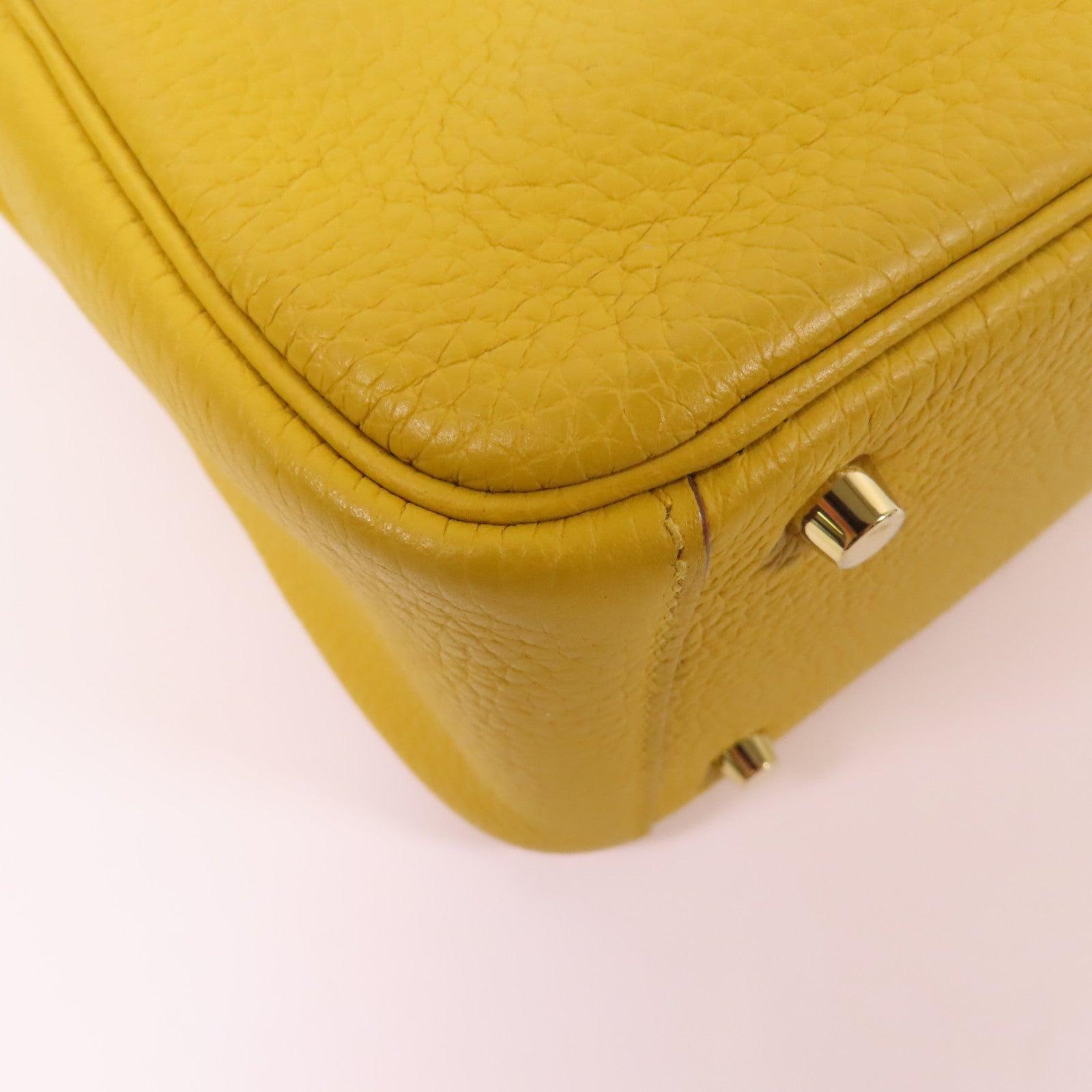 HERMES Clemence皮革Mini Lindy金扣手挽肩背兩用袋Jaune Amber