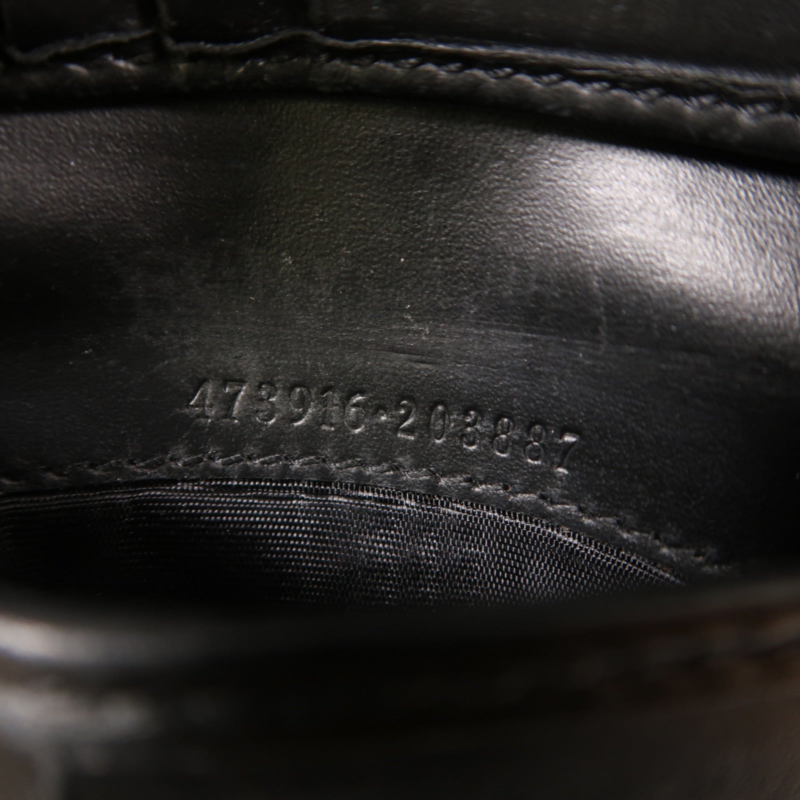 GUCCI 牛皮皮革Signature Wallet錢包