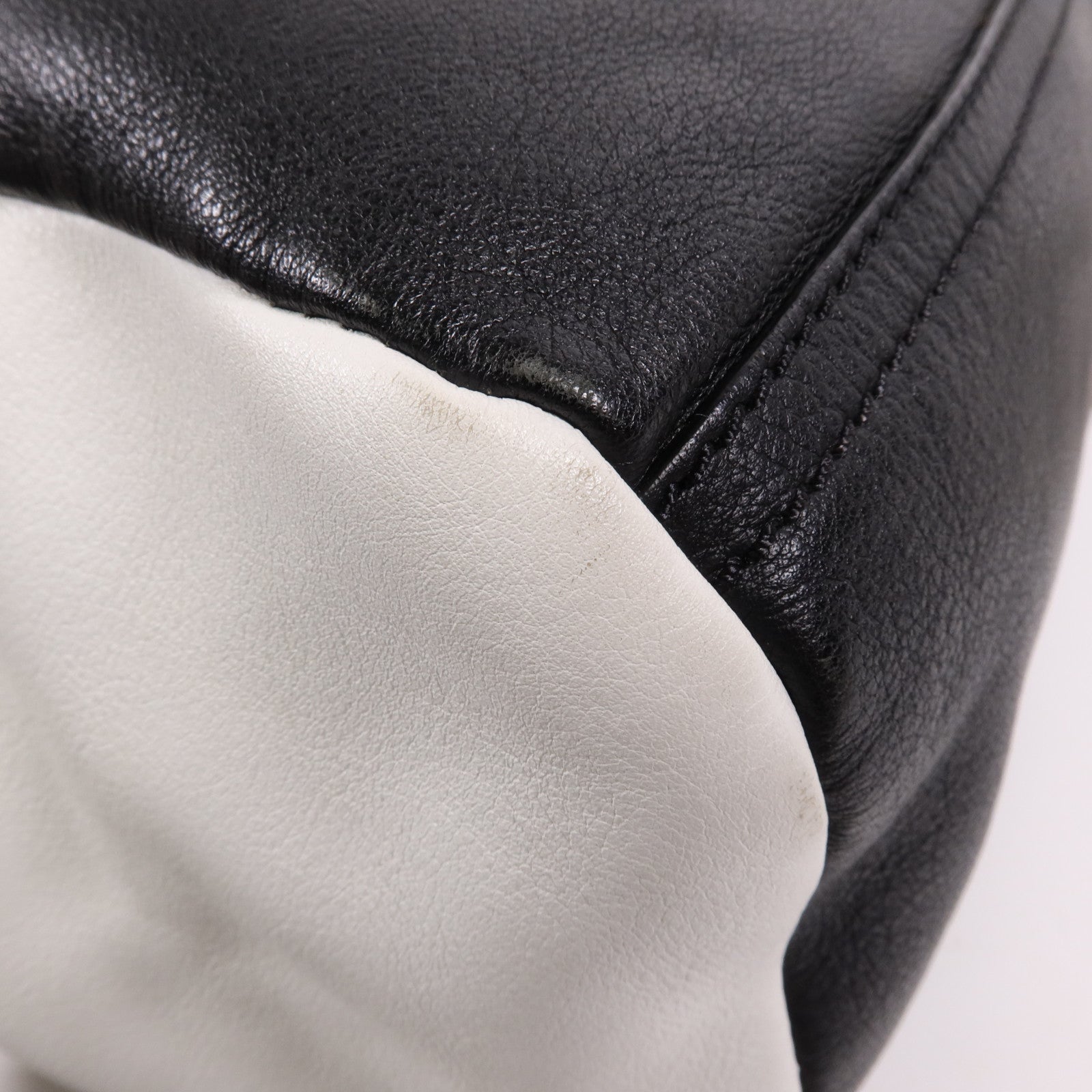 GIVENCHY 牛皮皮革Pandora金扣手挽肩背兩用袋