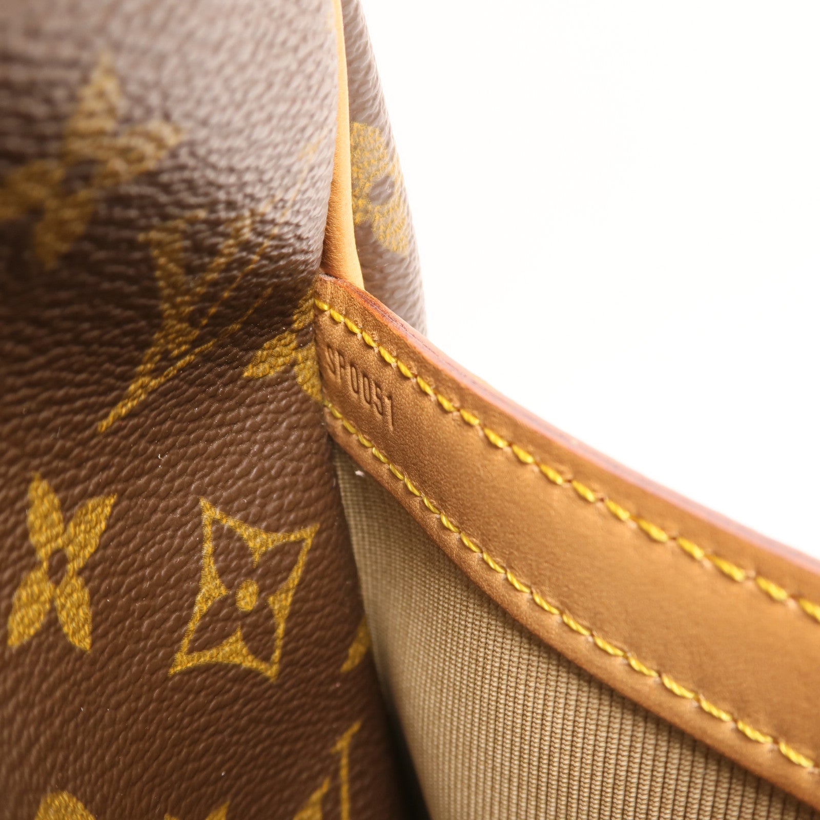 LOUIS VUITTON Monogram Reporter GM金扣肩背袋