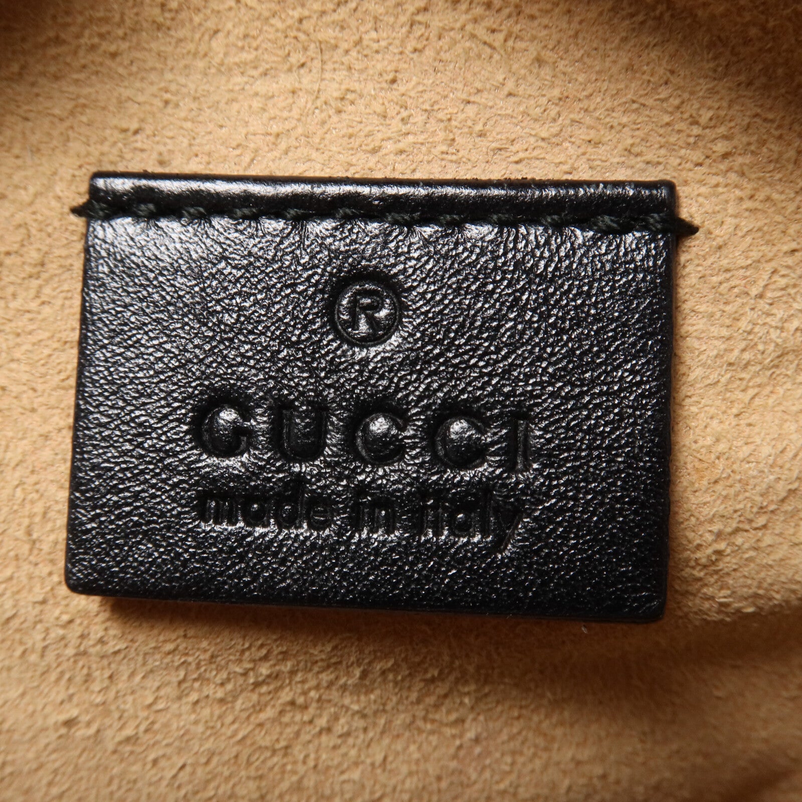 GUCCI 牛皮皮革GG Marmont Round Bag鏈帶肩背袋