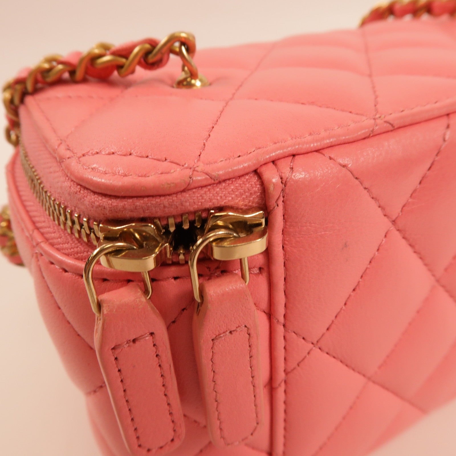 CHANEL CC GHW Vanity Case Shoulder Bag Lambskin Leather Pink