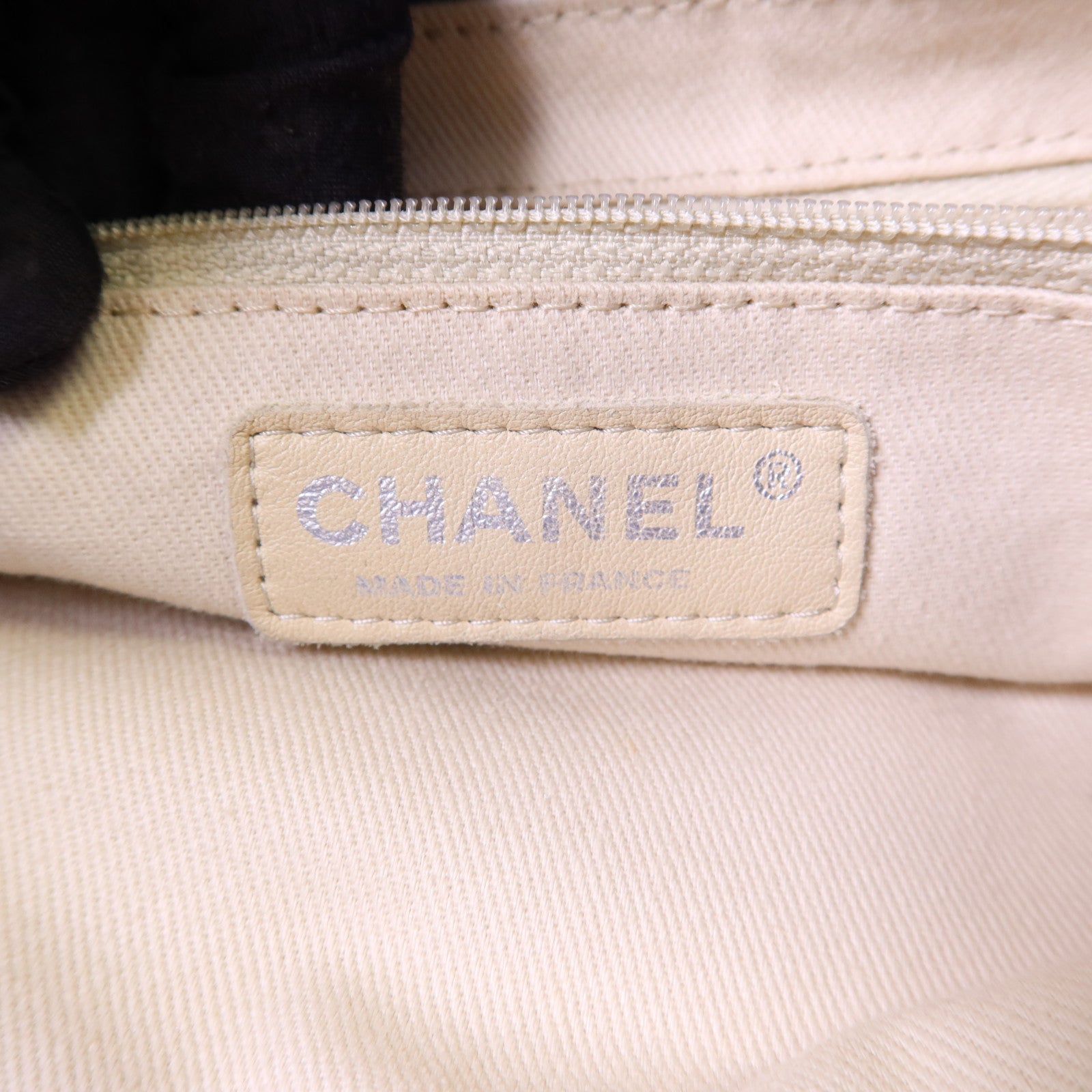 CHANEL 牛皮皮革Chain Shoulder Bag銀扣鏈帶肩背袋