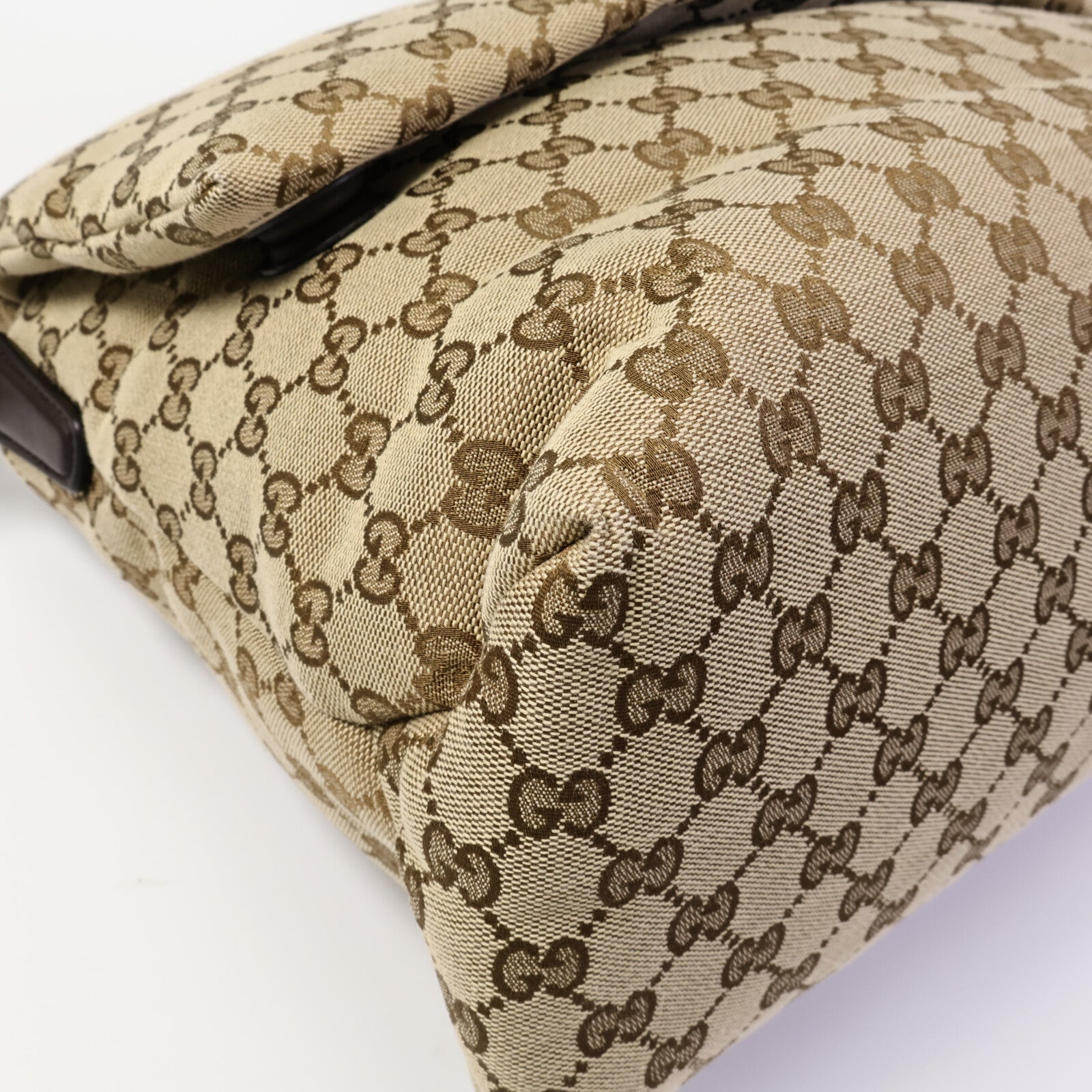 GUCCI 帆布GG Monogram Large Crossbody Bag肩背袋