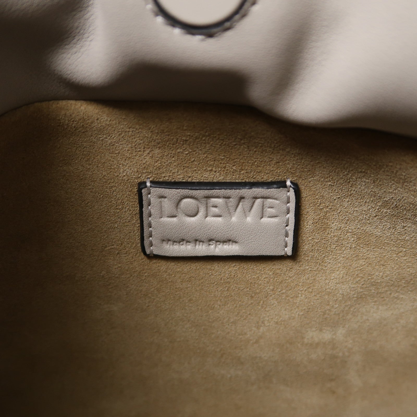 LOEWE 皮革Flamenco Clutch金扣肩背袋