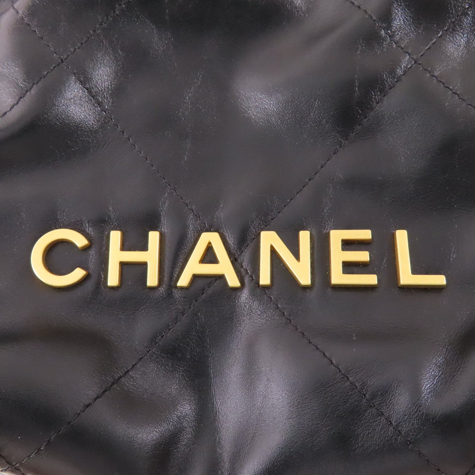 CHANEL 羊皮皮革Chanel 22 Mini金扣手挽肩背兩用袋
