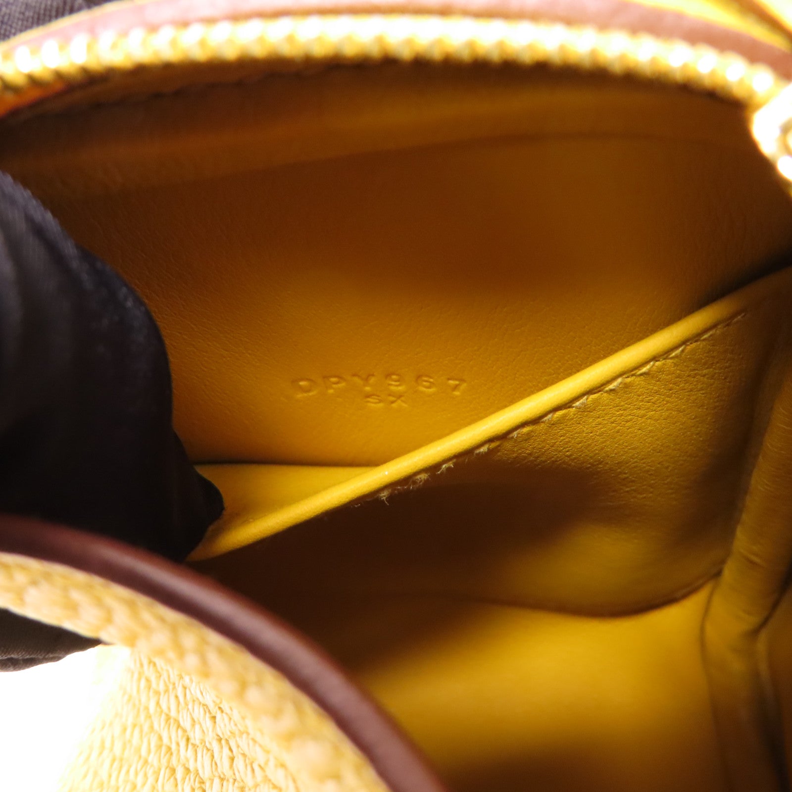 HERMES Clemence皮革Mini Lindy金扣手挽肩背兩用袋Jaune Amber