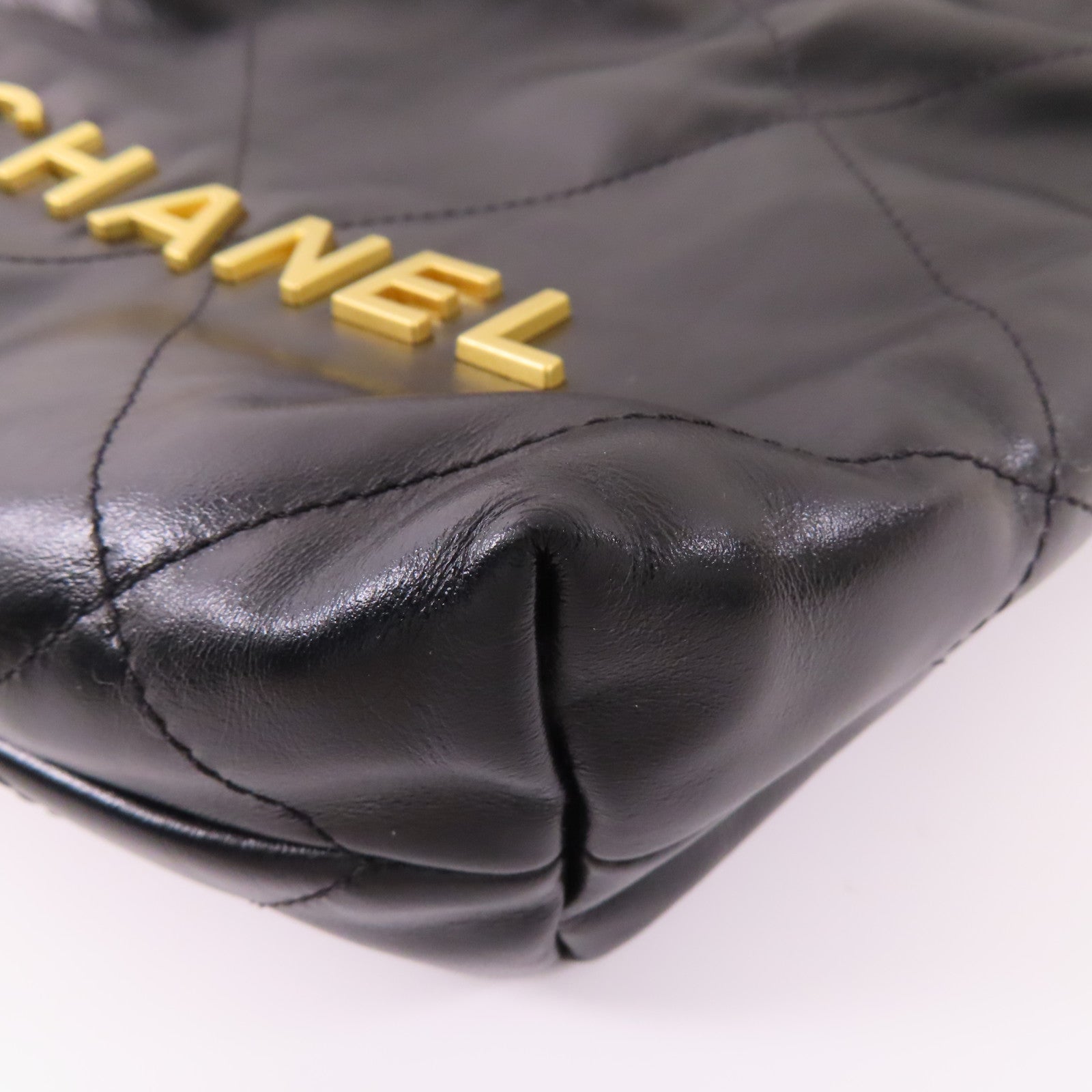 CHANEL 羊皮皮革Chanel 22 Mini金扣手挽肩背兩用袋