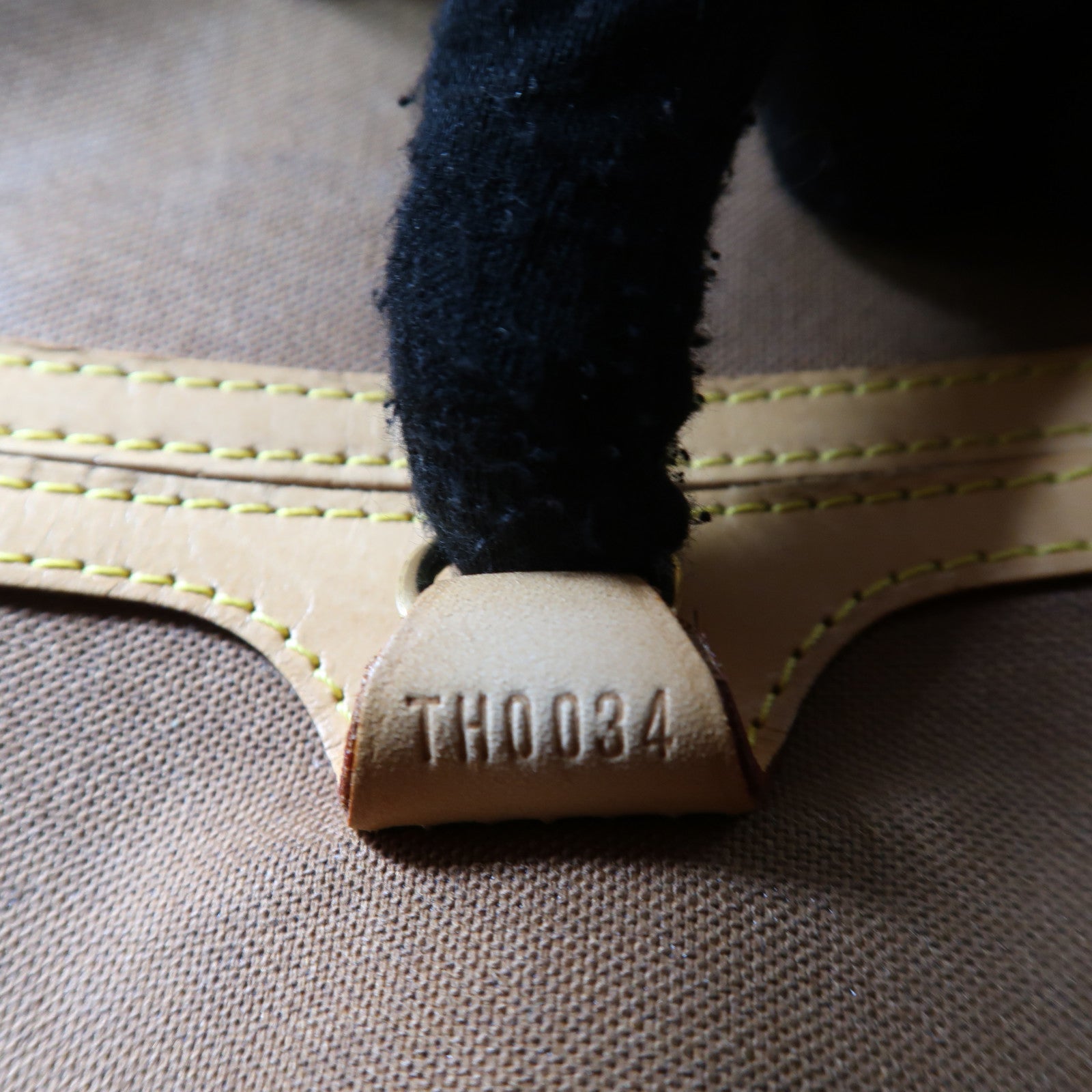 LOUIS VUITTON Monogram Elipse MM金扣手挽袋