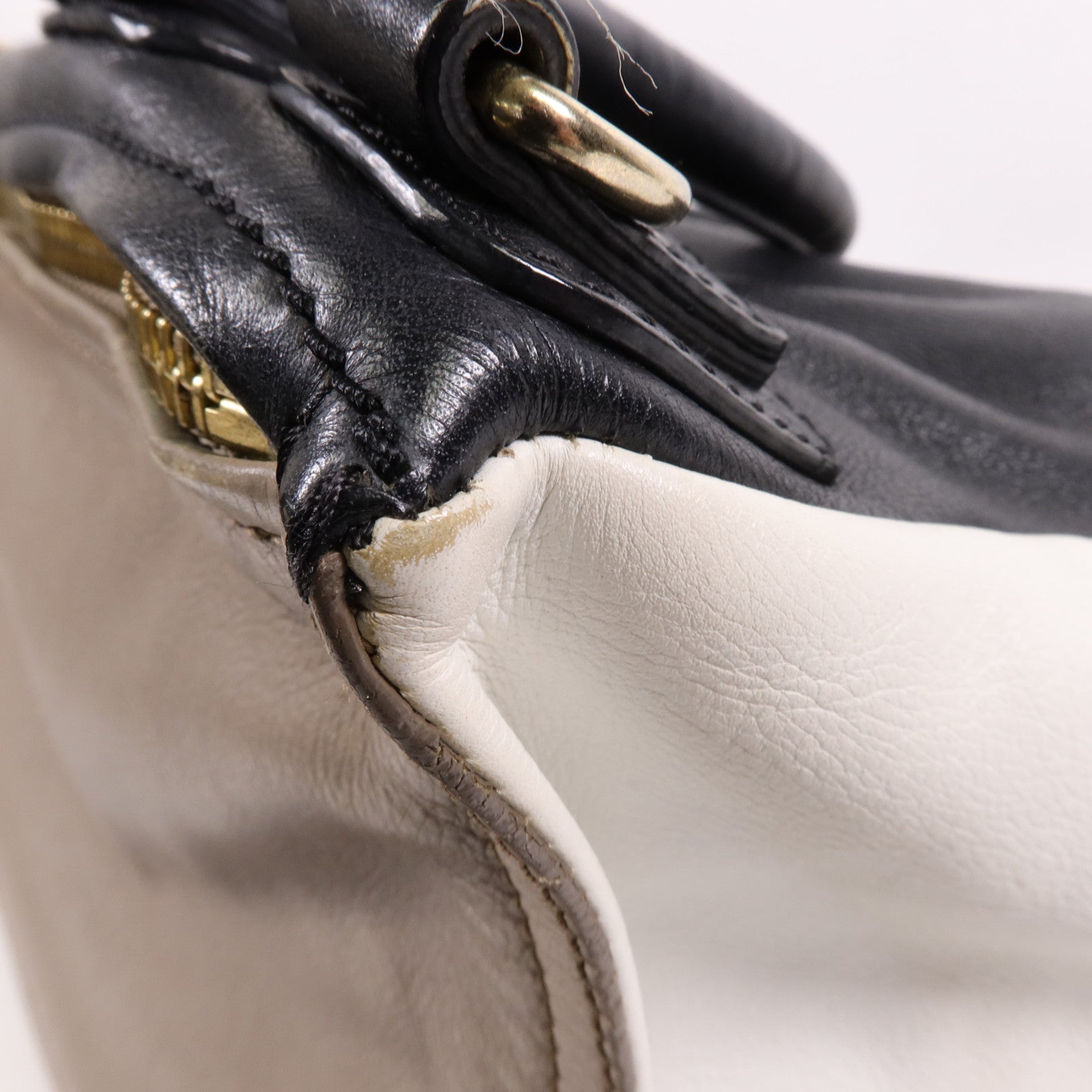 GIVENCHY 牛皮皮革Pandora金扣手挽肩背兩用袋