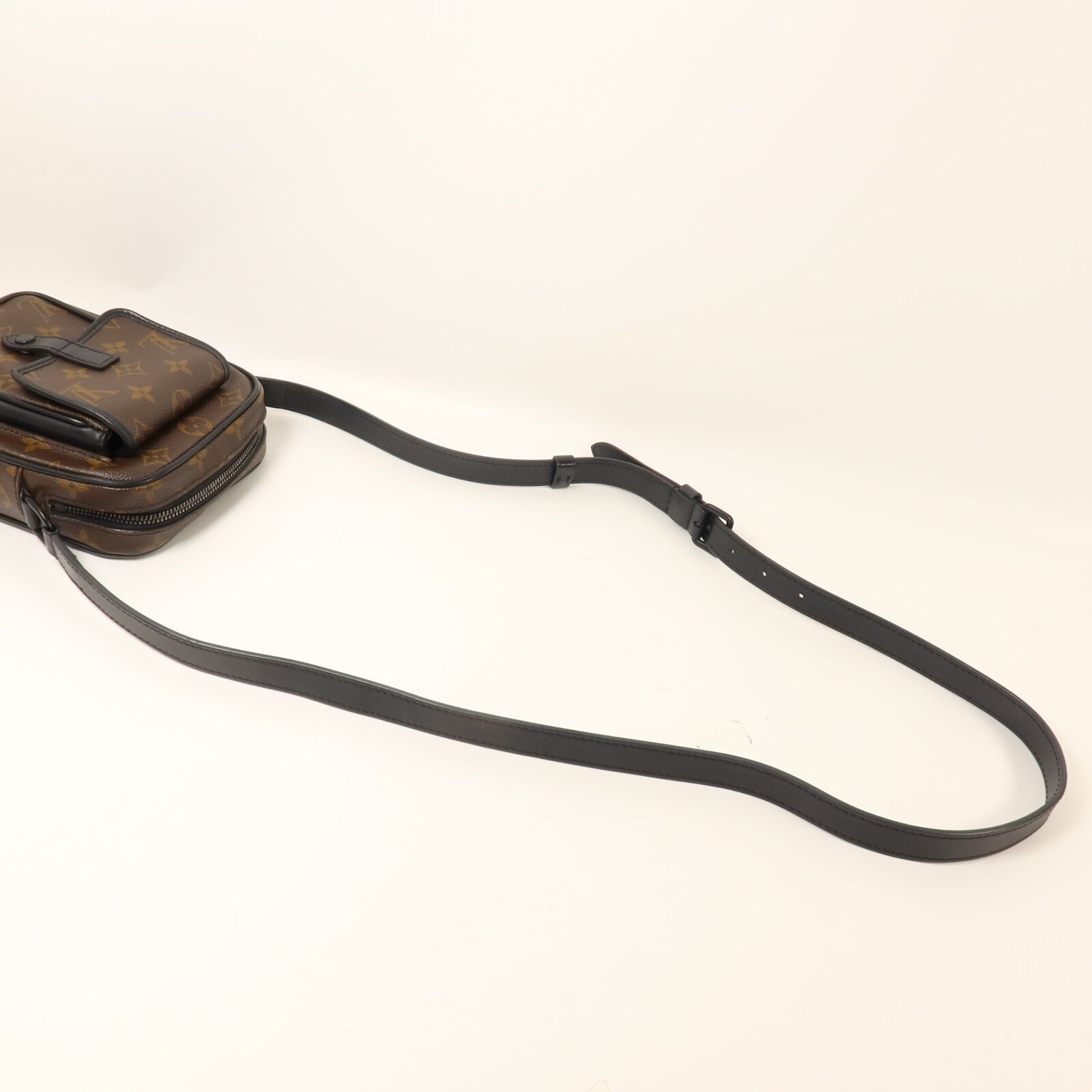 LOUIS VUITTON Monogram Macassar Christopher Wearable Wallet肩背袋