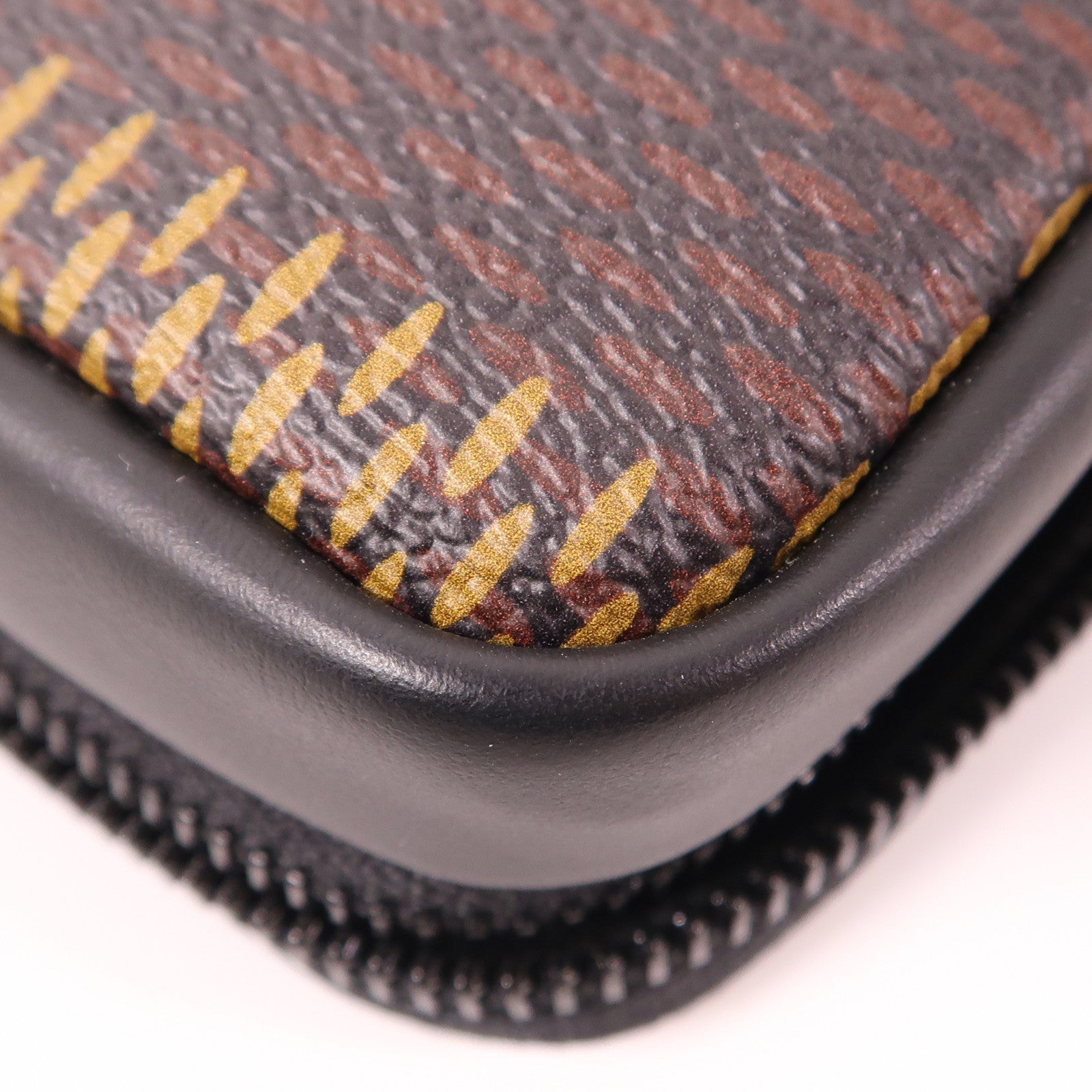 LOUIS VUITTON Damier LV x Nigo Phone Pouch肩背袋
