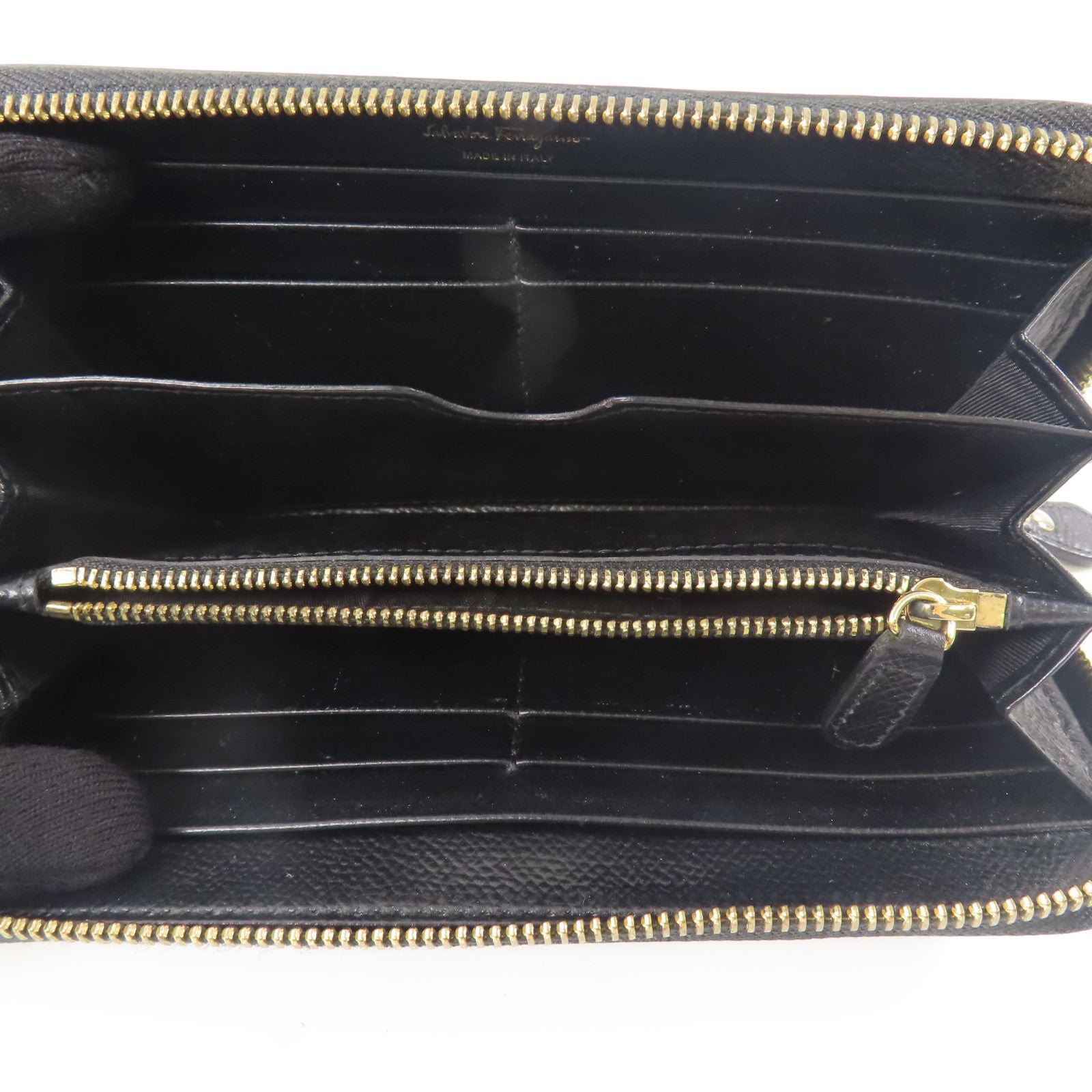 Salvatore Ferragamo 牛皮皮革Zipper Long Wallet金扣長錢包黑色
