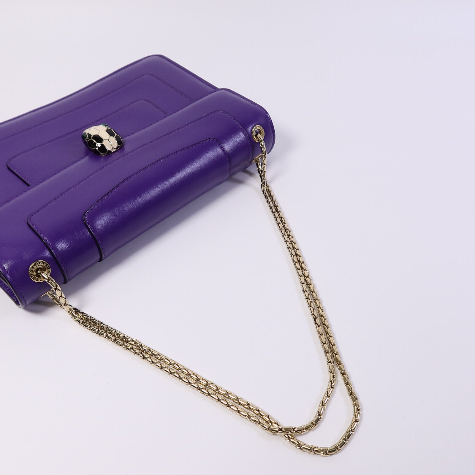 BVLGARI 牛皮皮革Serpenti Forever鏈帶肩背袋