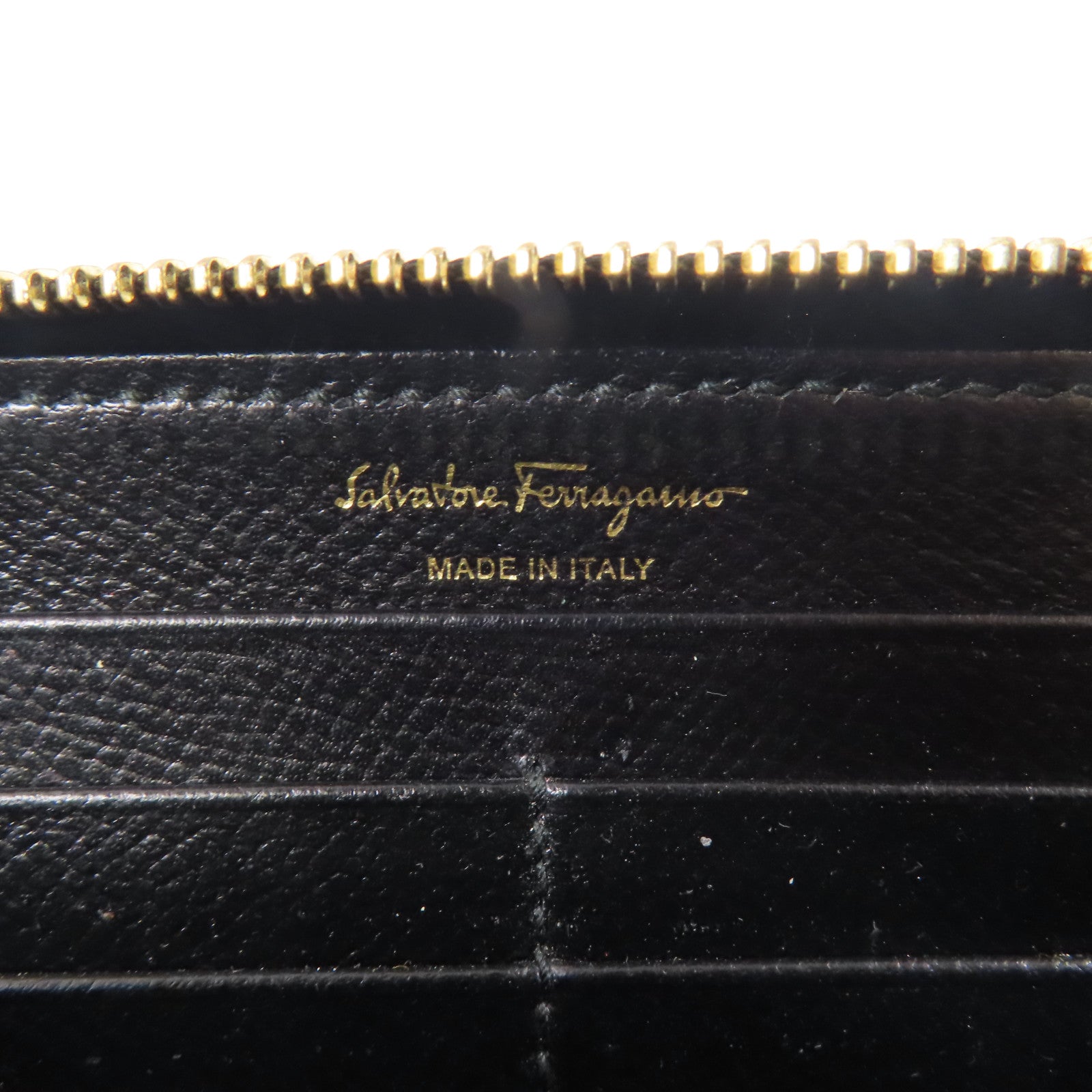 Salvatore Ferragamo 牛皮皮革Zipper Long Wallet金扣長錢包黑色