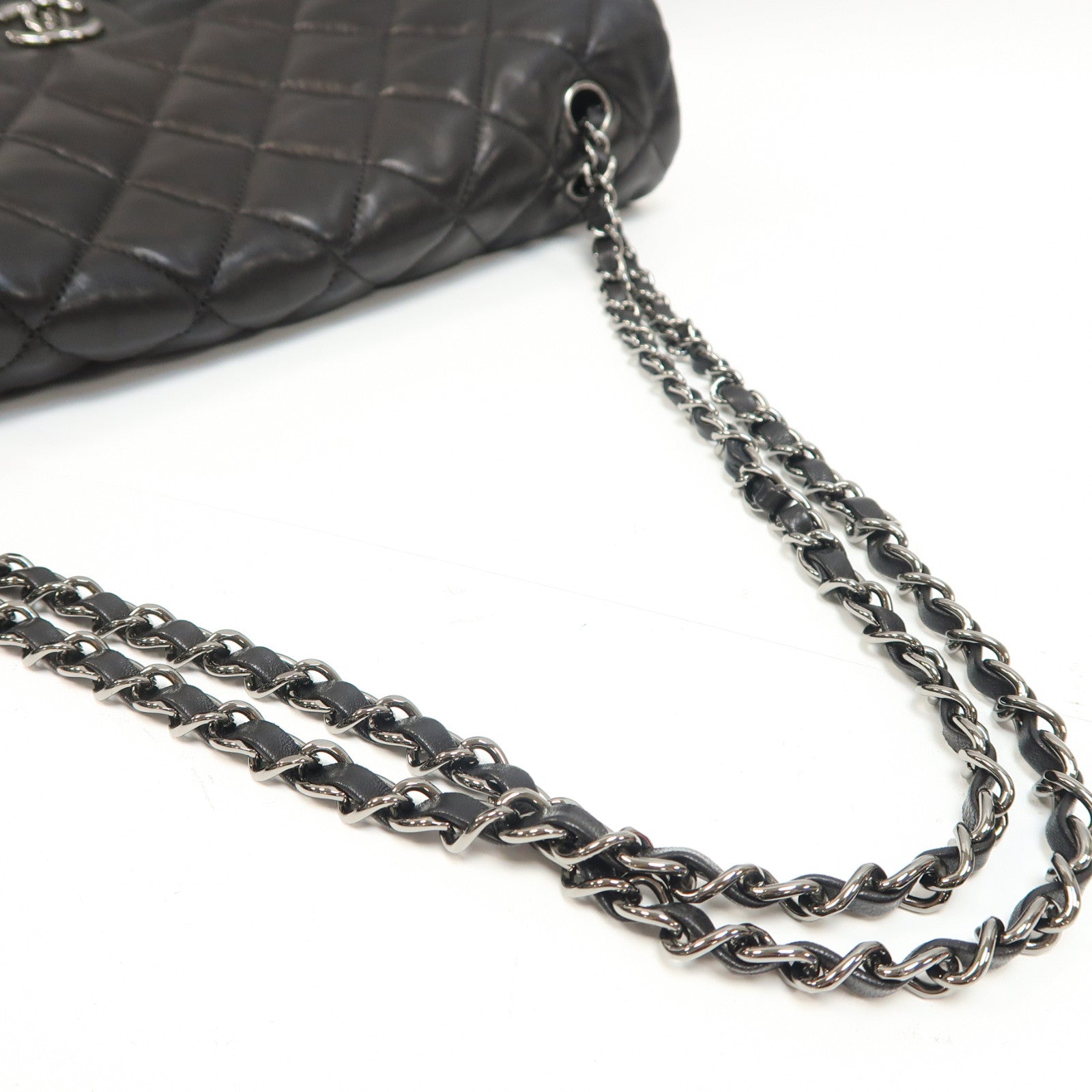 CHANEL 菱格羊皮皮革Chain Shoulder銀扣肩背袋黑色