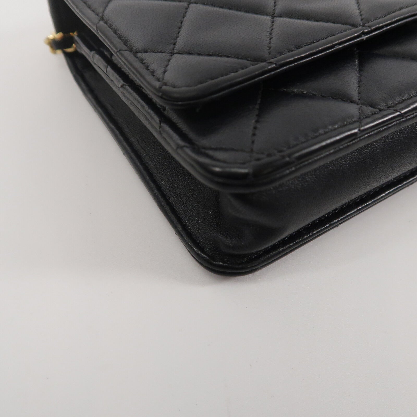 CHANEL 羊皮皮革WOC Wallet On Chain鏈帶肩背袋