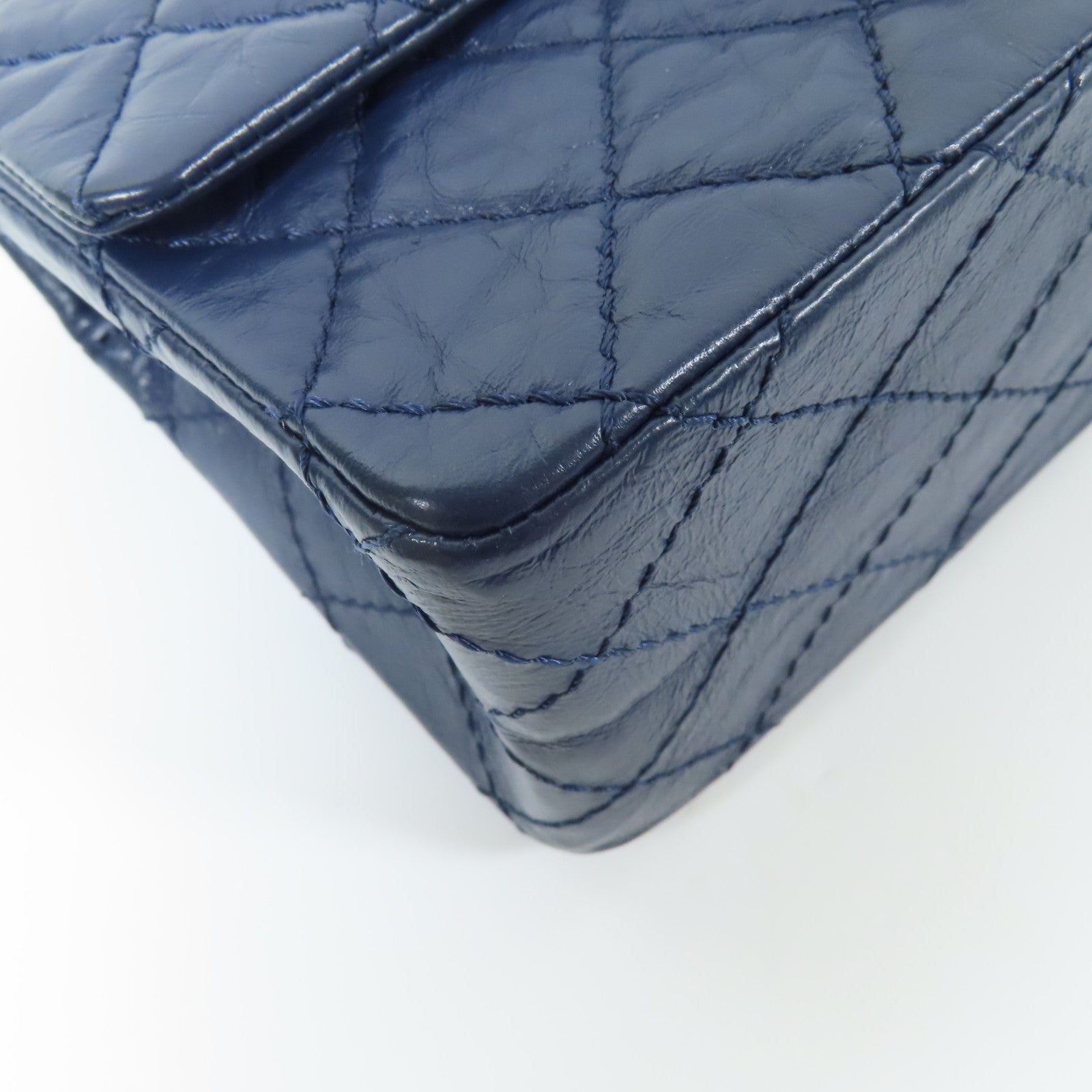 CHANEL 【激減優惠】牛皮皮革2.55金扣鏈帶肩背袋