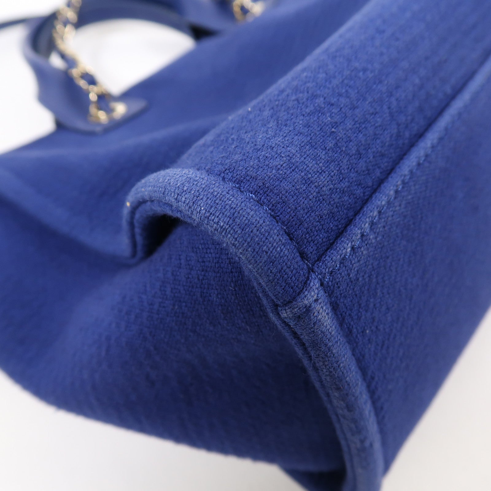 CHANEL 帆布Deauville Tote Bag金扣鏈帶手挽肩背兩用袋