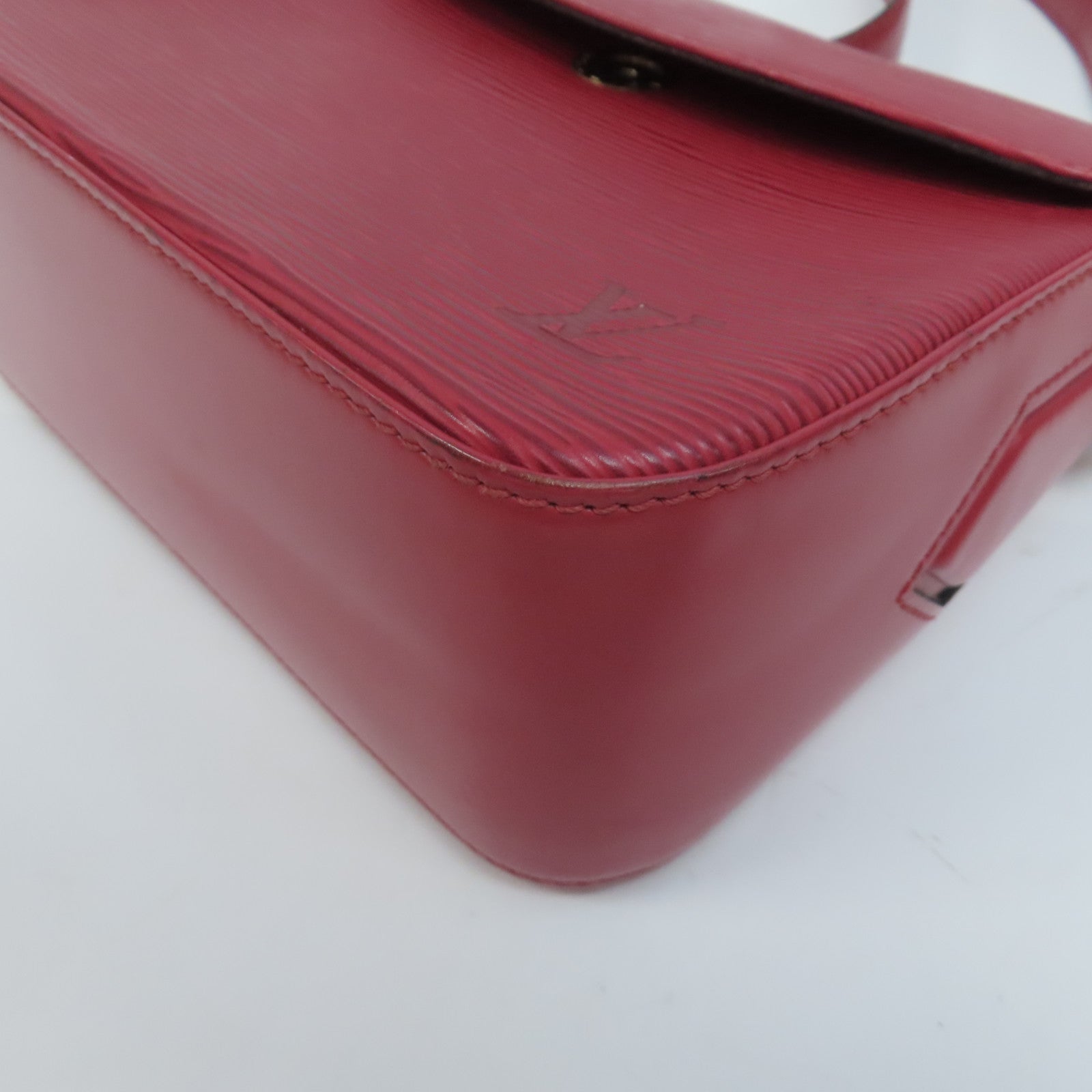 LOUIS VUITTON 【激減優惠】Epi Bushi金扣肩背袋紅色