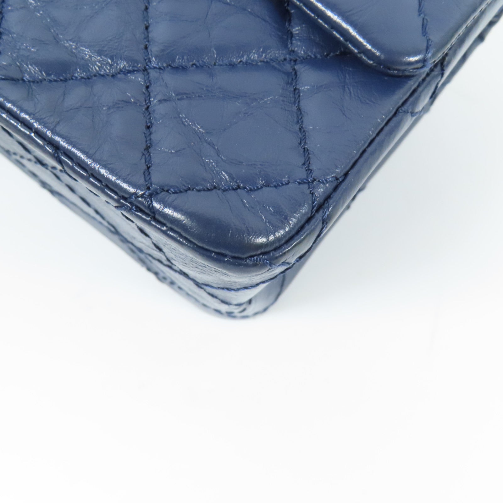 CHANEL 【激減優惠】牛皮皮革2.55金扣鏈帶肩背袋