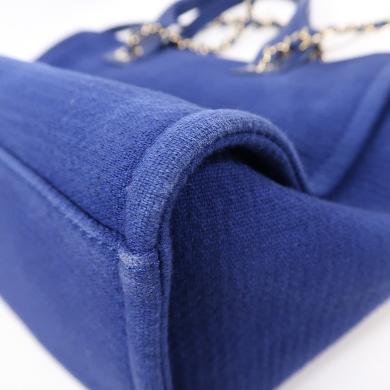 CHANEL 帆布Deauville Tote Bag金扣鏈帶手挽肩背兩用袋