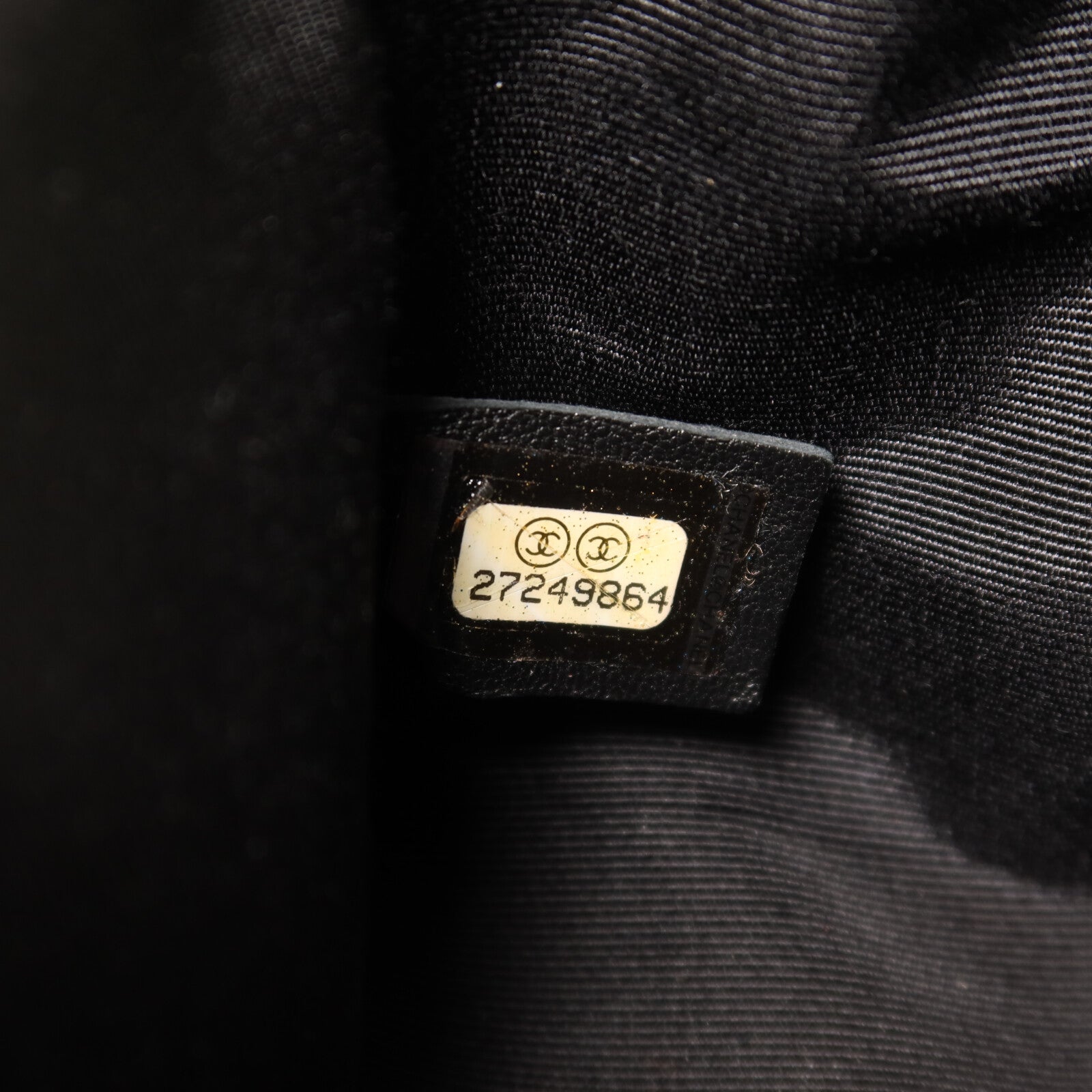CHANEL 牛皮皮革Boy 25銀扣鏈帶肩背袋