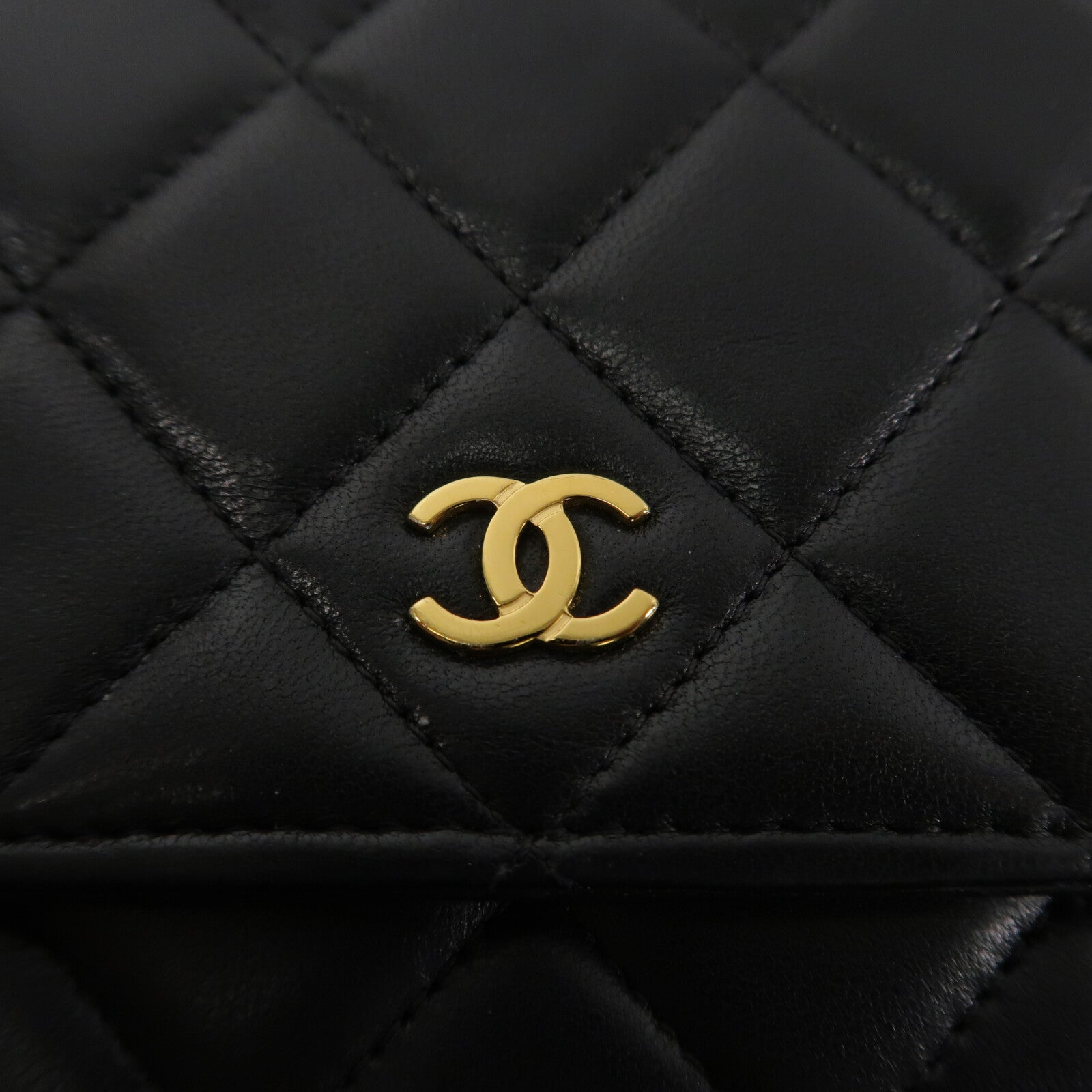 CHANEL 羊皮皮革WOC Wallet On Chain鏈帶肩背袋