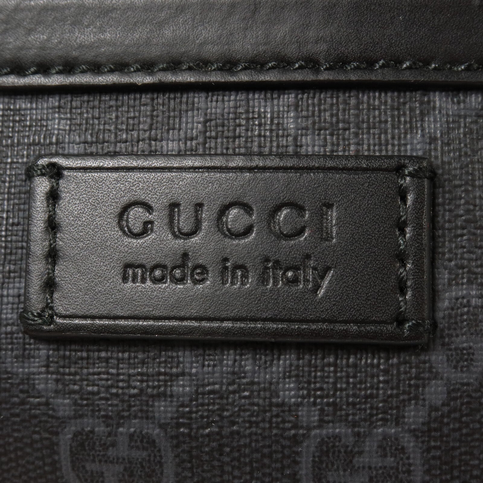 GUCCI 塗層帆布GG Black Messenger肩背袋