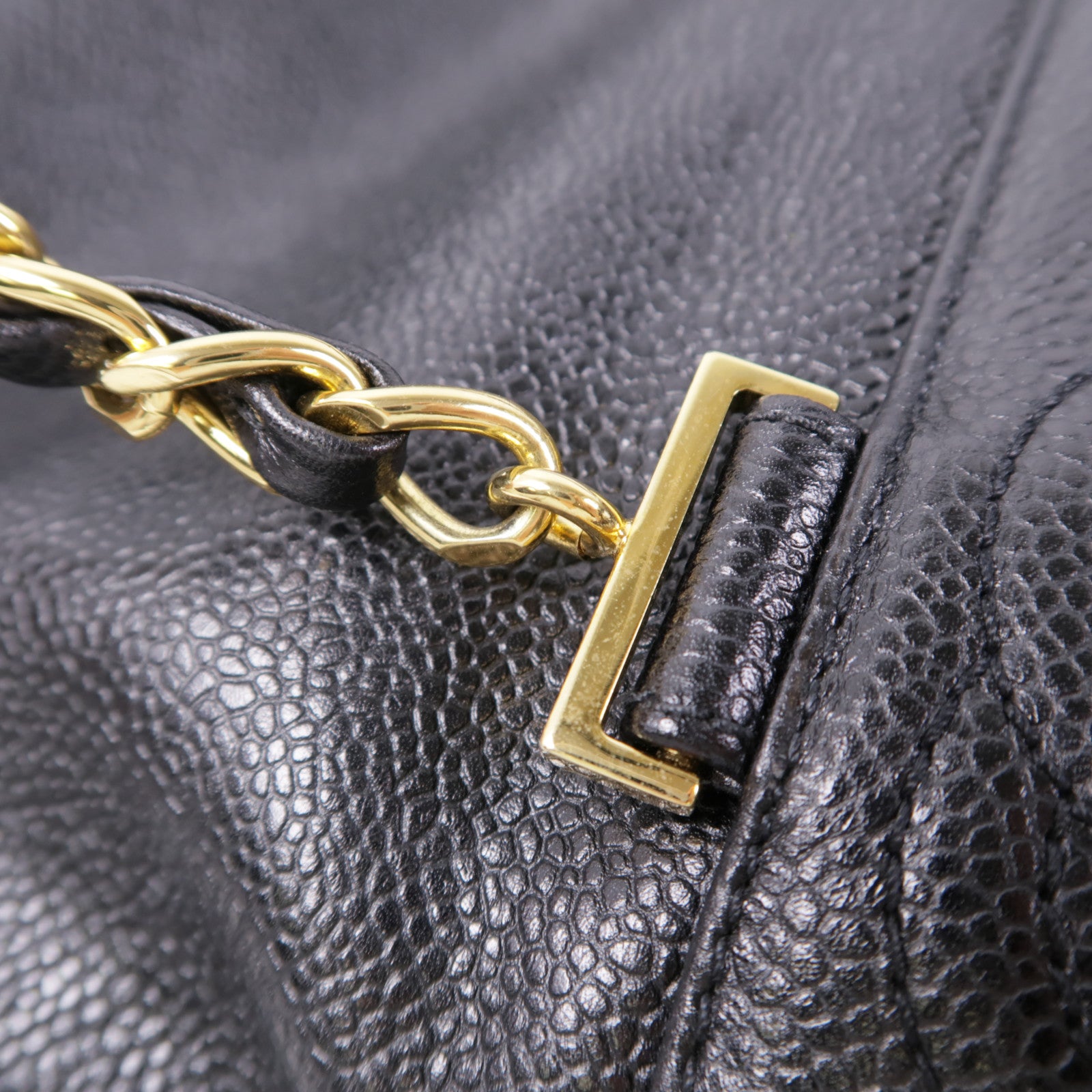 CHANEL 牛皮皮革Backpack金扣鏈帶背包