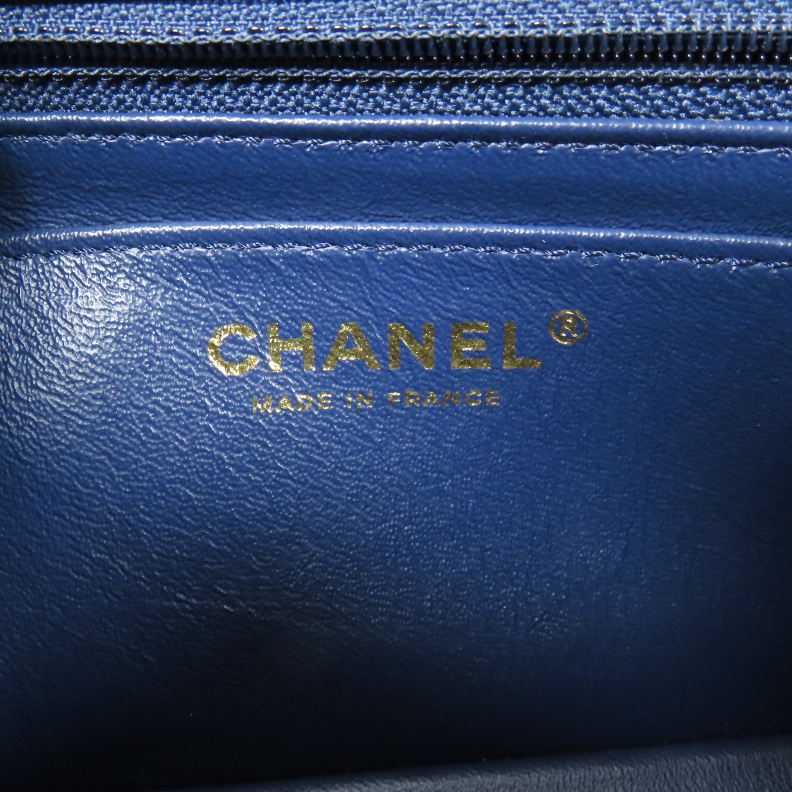 CHANEL 牛皮皮革2.55金扣鏈帶肩背袋