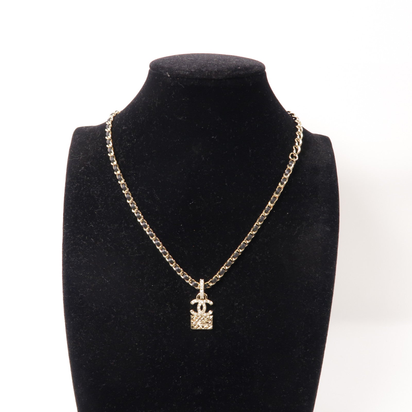 CHANEL 皮革/金屬Necklace項鍊黑色/金色