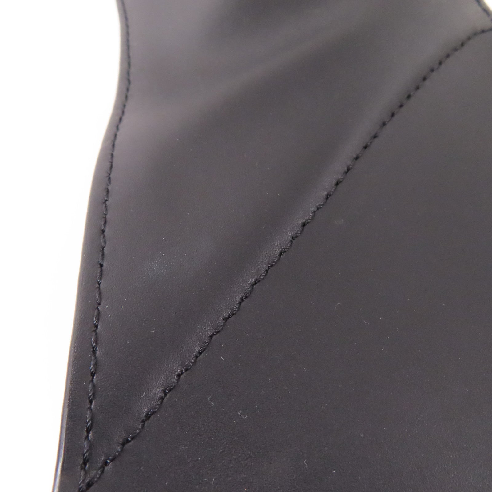 Valentino 牛皮皮革Waist Bag銀扣腰包